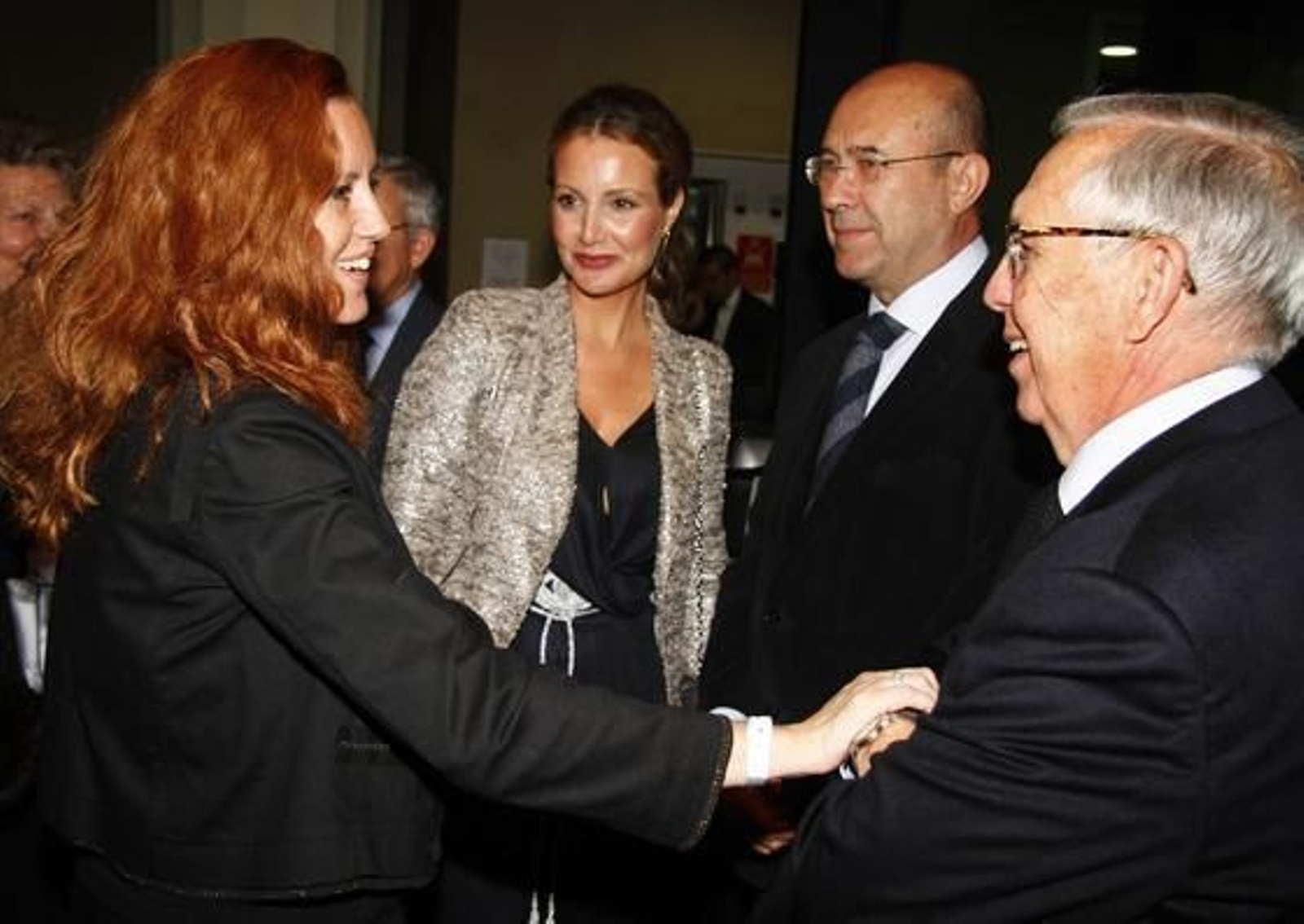 Macarena García Otero, Marita Rufino Rus, y los miembros del consejo editorial de 'Diario de Sevilla' Francisco Ferraro y José Luis Ballester.

Foto: J. C. Vázquez y Victoria Hidalgo