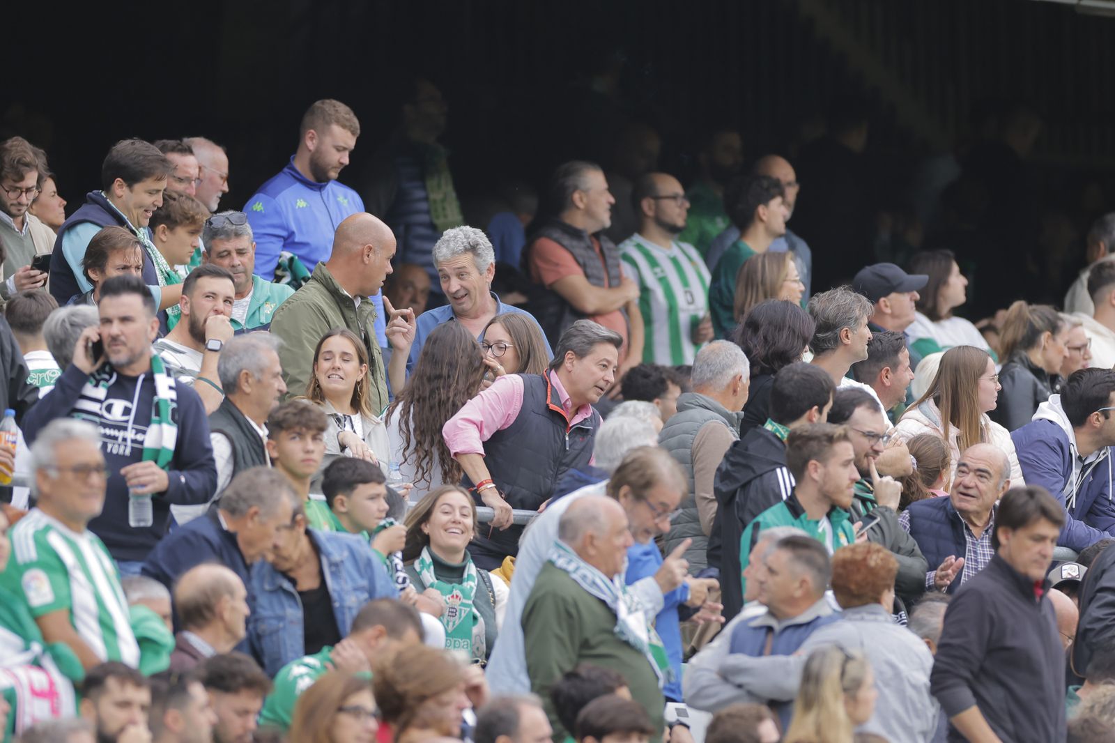 Búscate en las fotos del Betis-Mallorca
