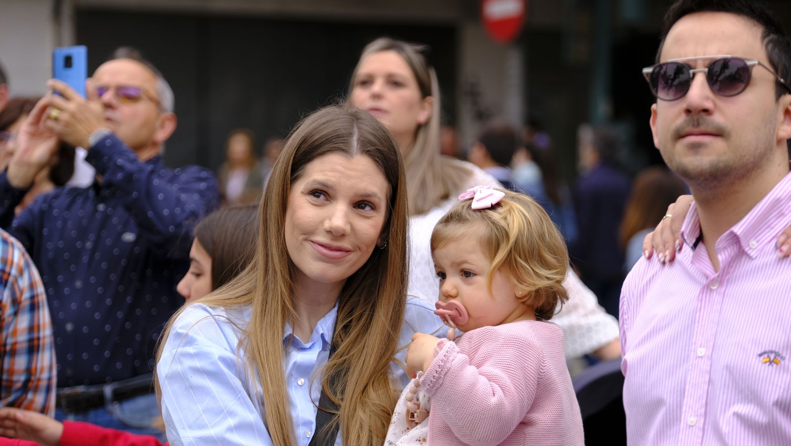 La Borriquita procesiona por las calles de Almería, en imágenes