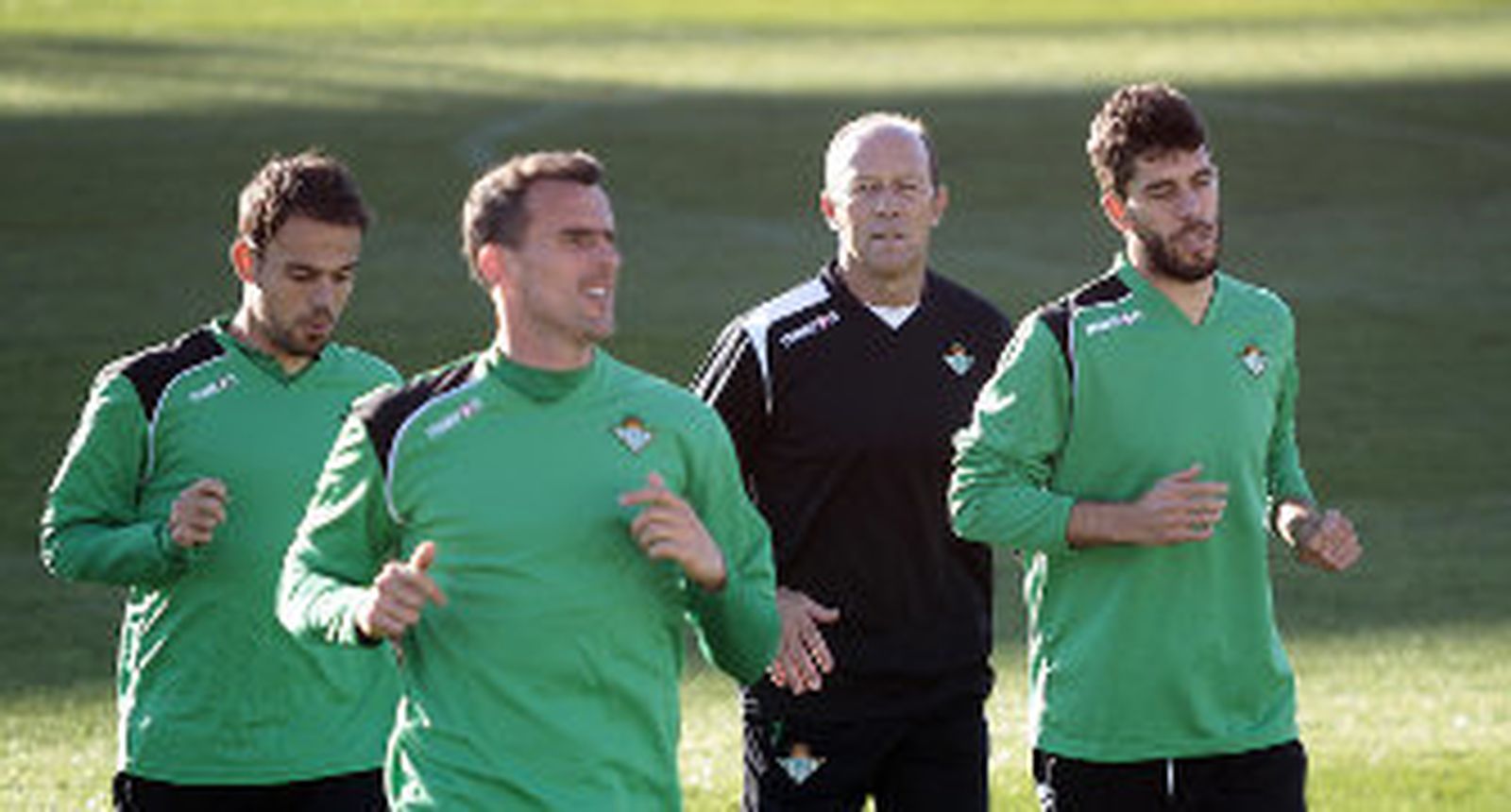 Calderón realiza carrera continua junto a Dídac, Amaya y Matilla durante un entrenamiento. / Juan Carlos Muñoz