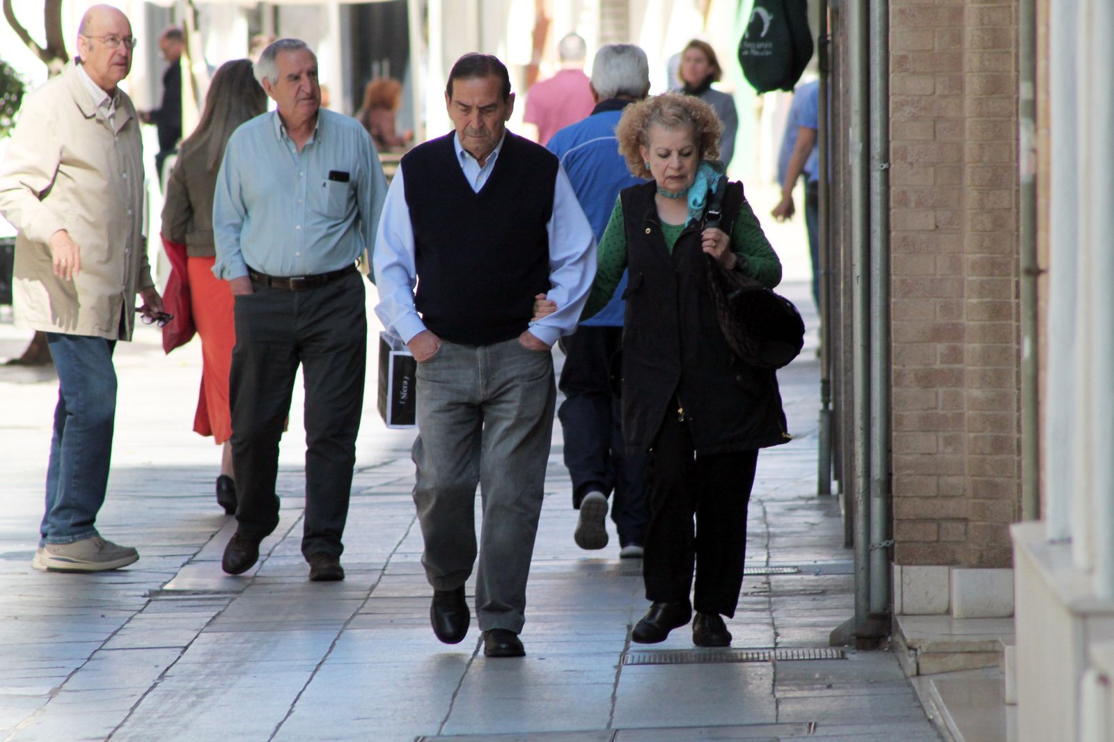Imágenes del lunes 17 de abril en Huelva