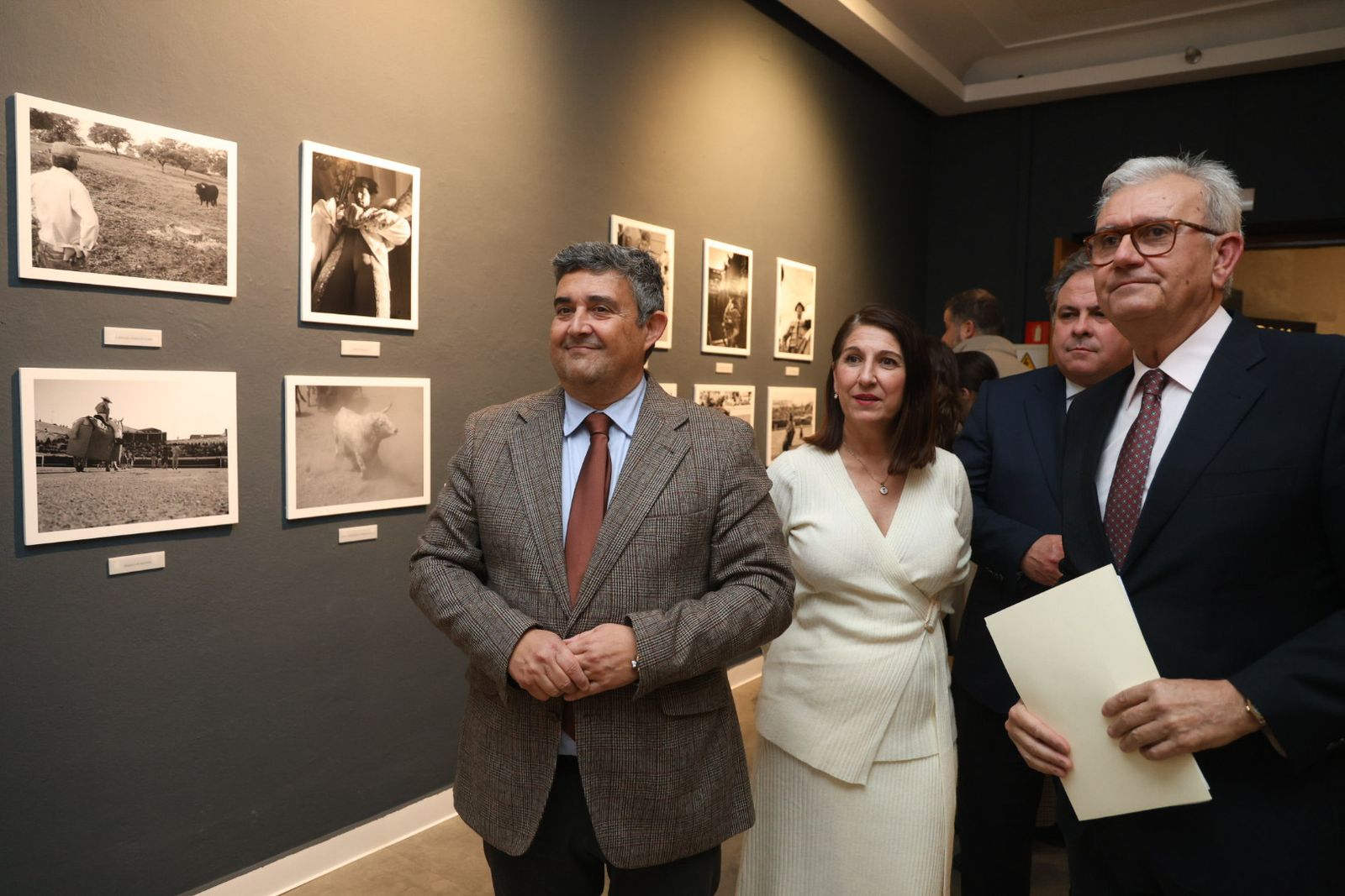 Fotografías de la exposición de ámbito taurino 'Miradas, trazos y estilo'. En el Museo de Huelva