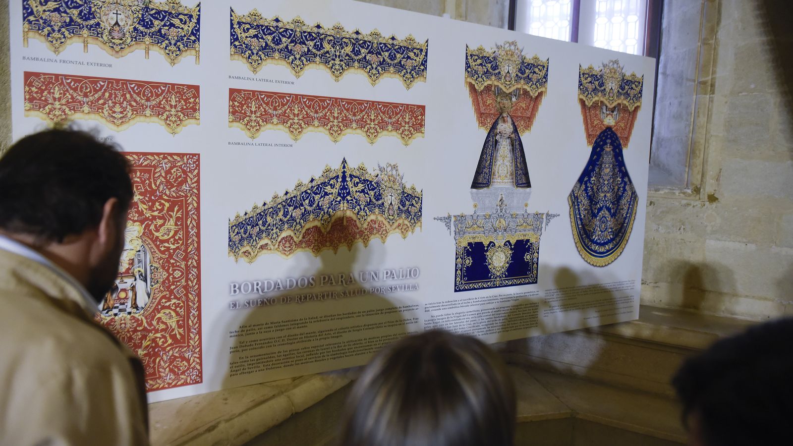 Inauguración de un manto, y el proyecto para el paso de palio de la asociación de fieles del Santo Ángel