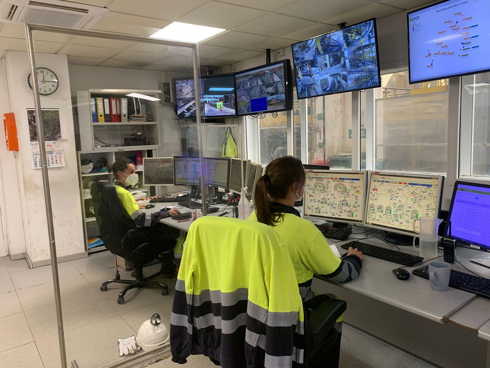 Trabajadoras de la compañía Ence.