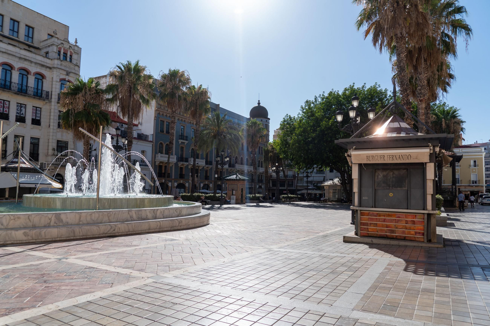 La Plaza de las Monjas, corazón histórico y punto de encuentro social de Huelva