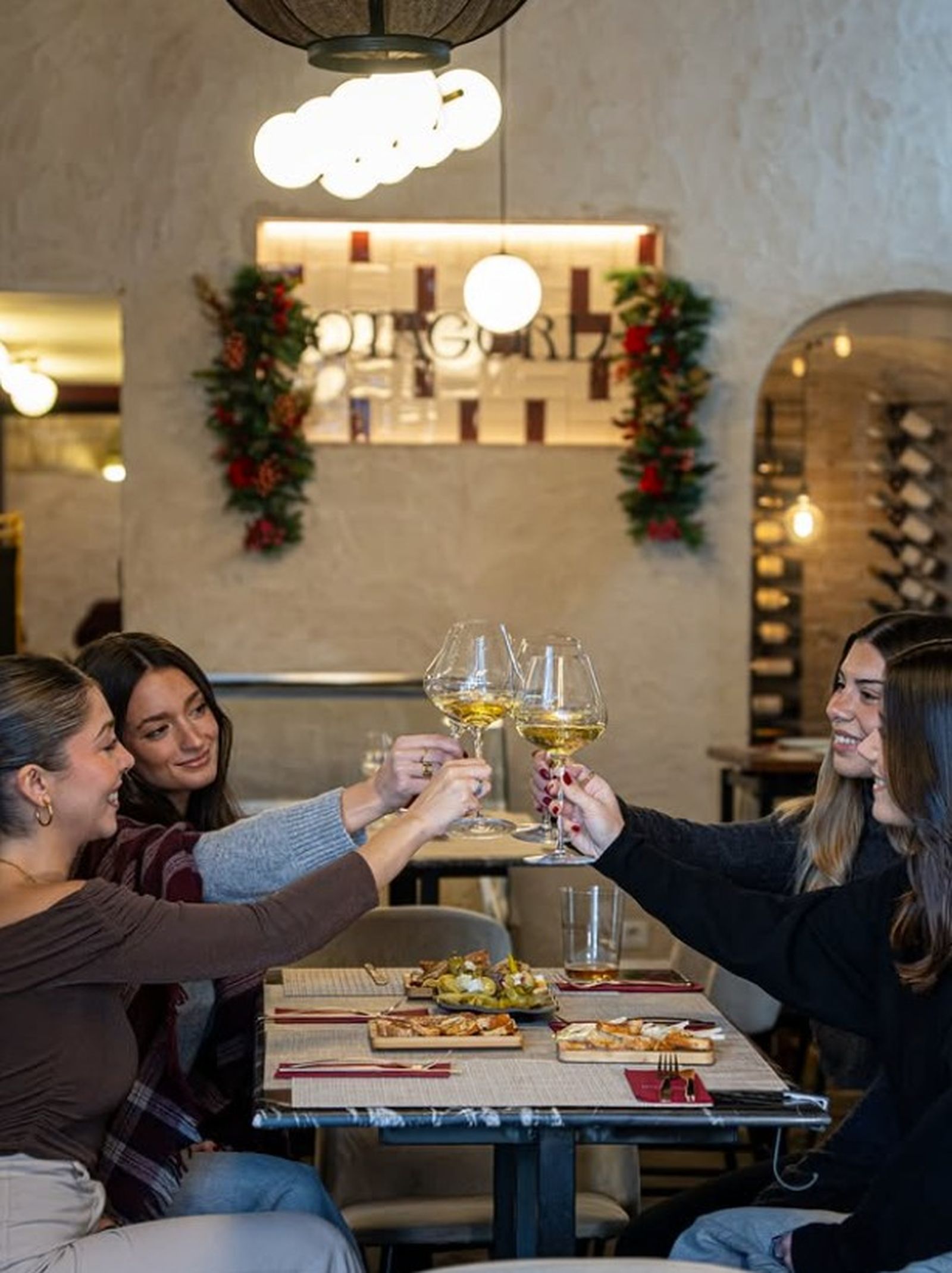 Una de las mesas de Botagorda, en el centro de Jerez.