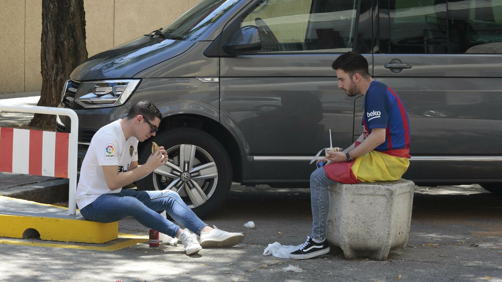 Espectaculares imágenes de la afición del Valencia