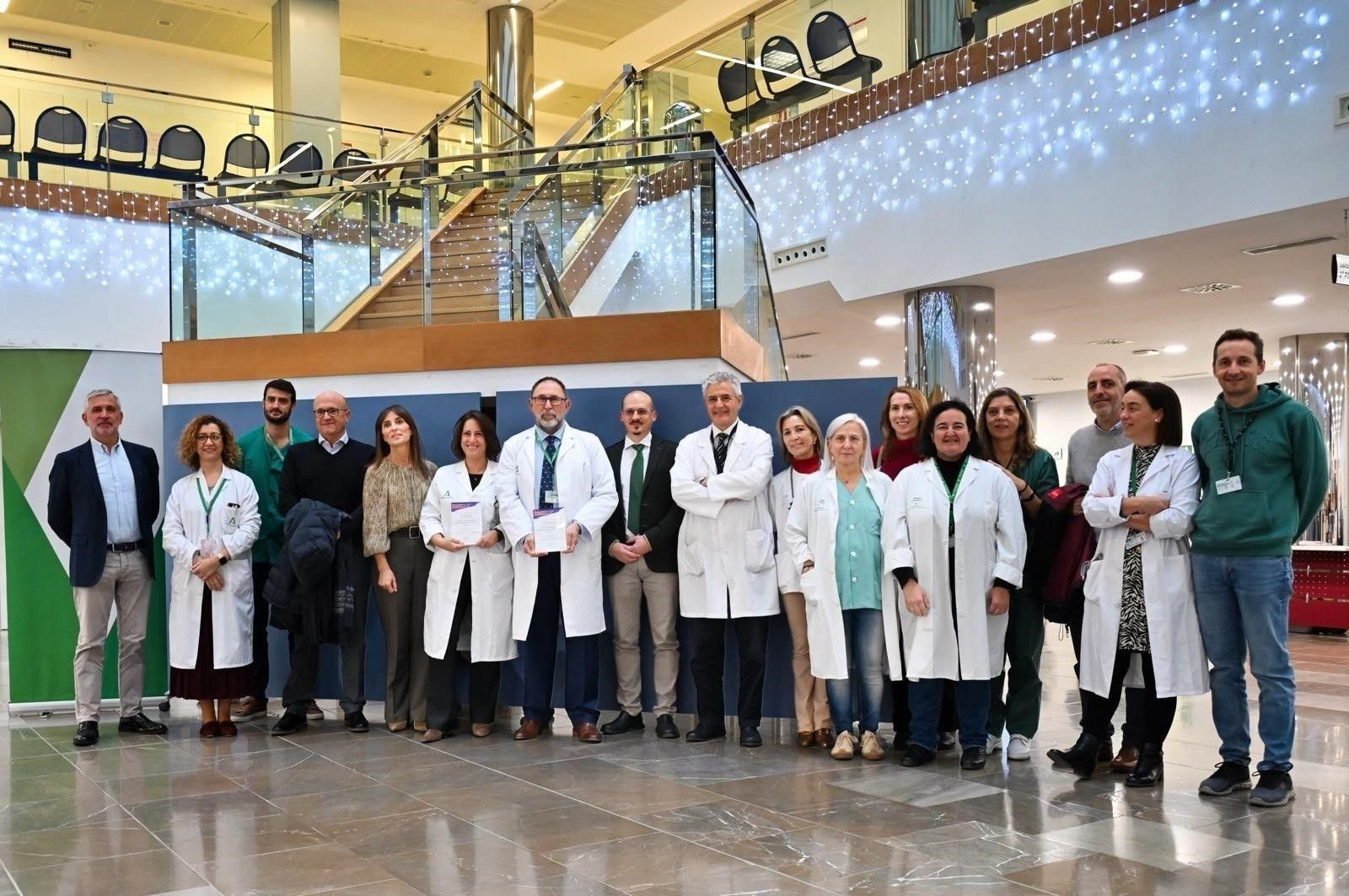 Profesionales del Hospital Clínico.