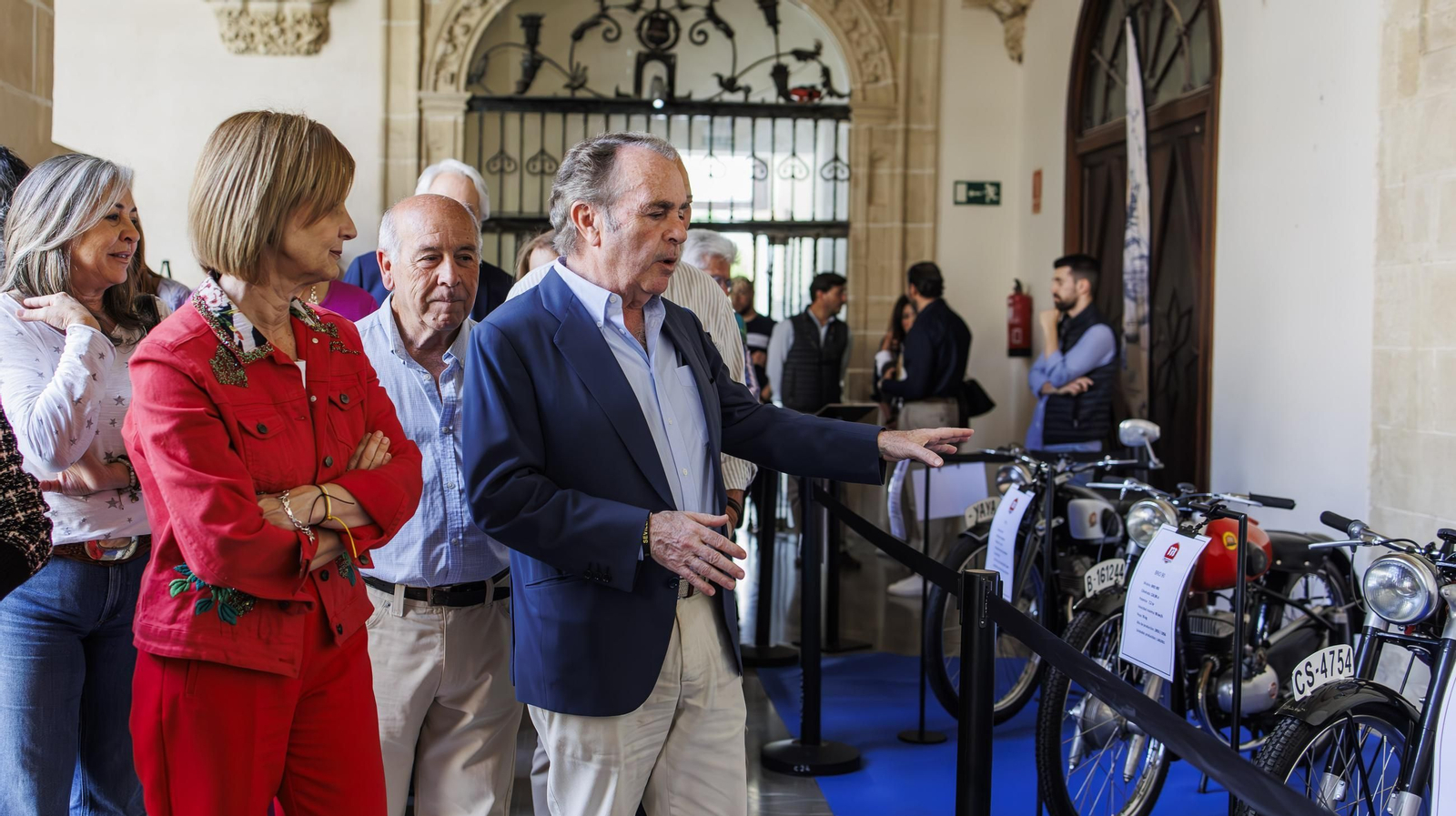 Imágenes de la exposición de los 40 años del Circuito de Jerez y de la marca Montesa