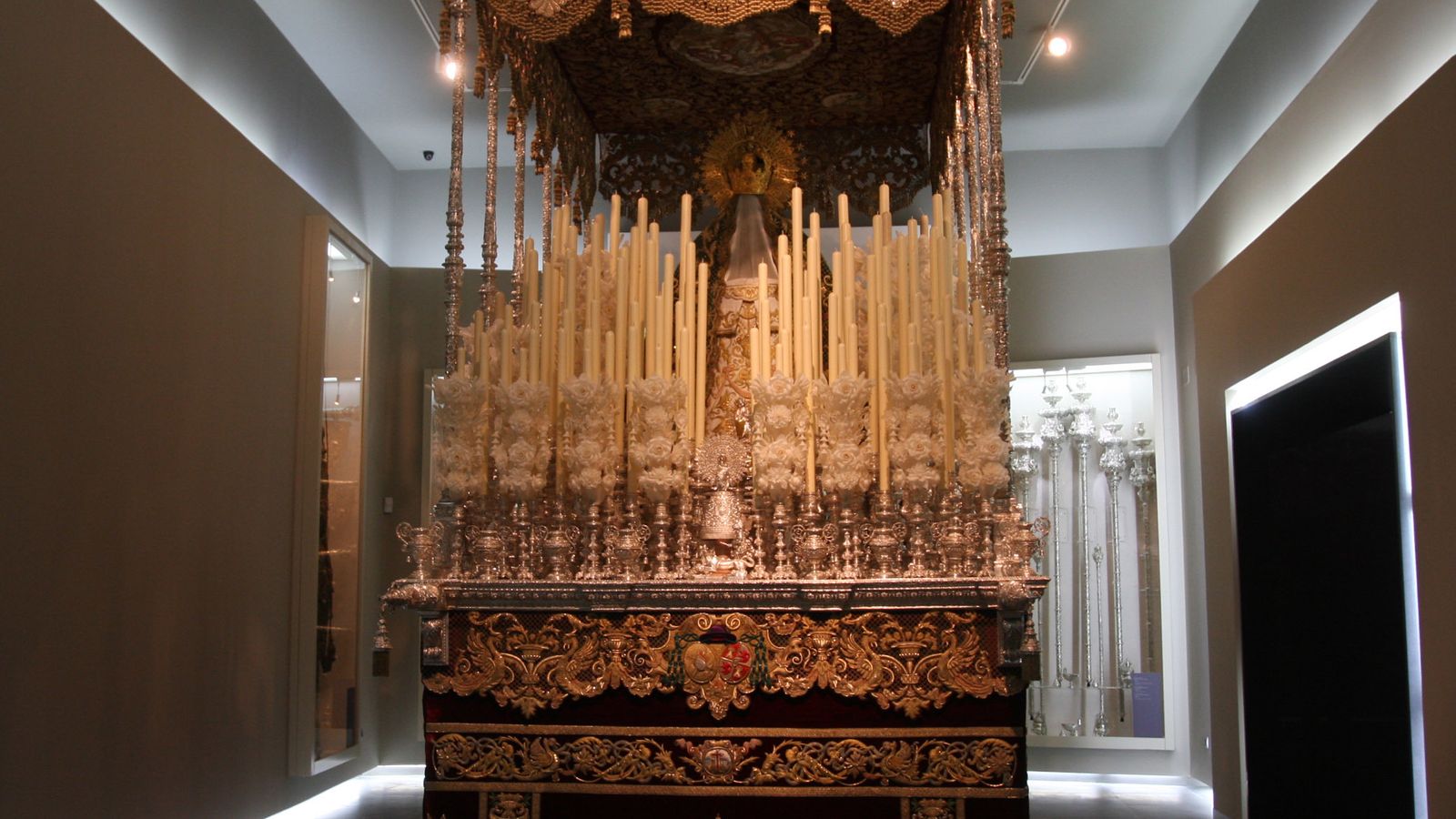 El paso de palio de la Virgen de la Esperanza.