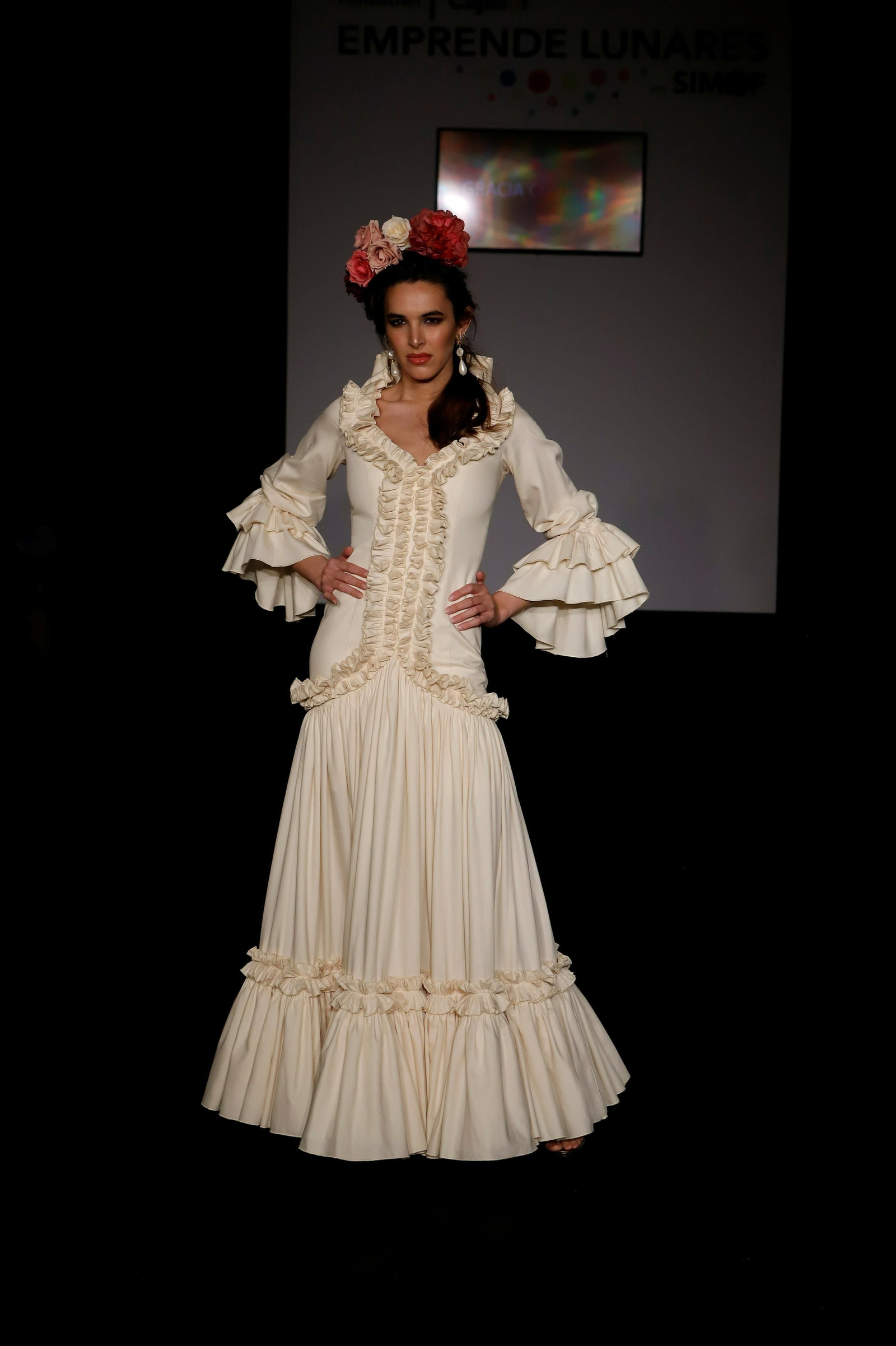 Desfile de Gracia Cifuentes en Emprende Lunares 2020