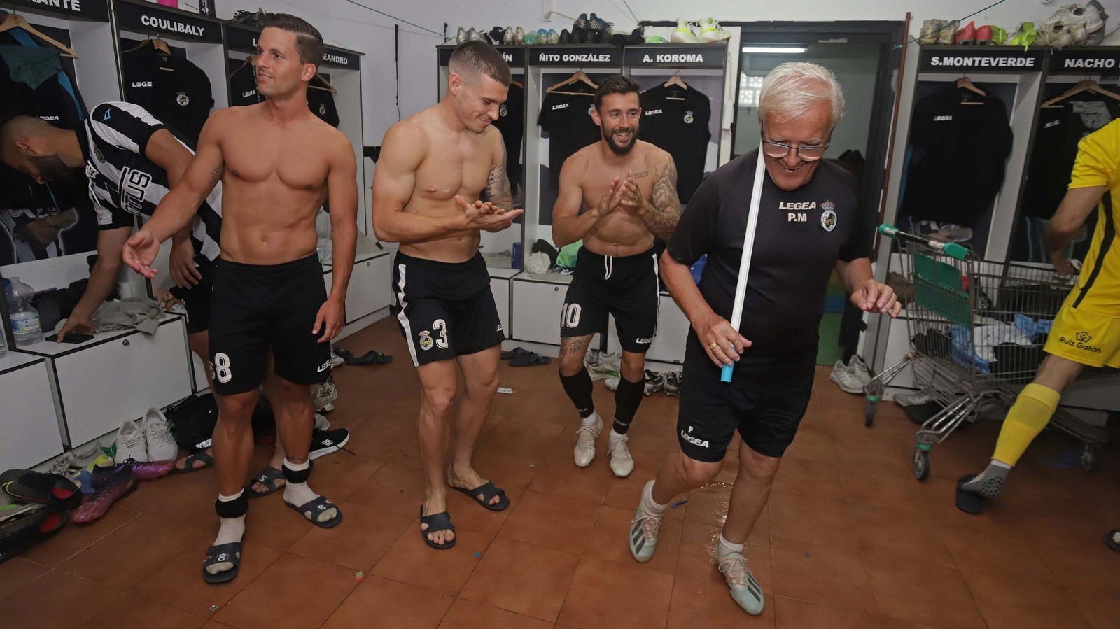 Fotos de la celebración de la Balona en el estadio municipal de La Línea