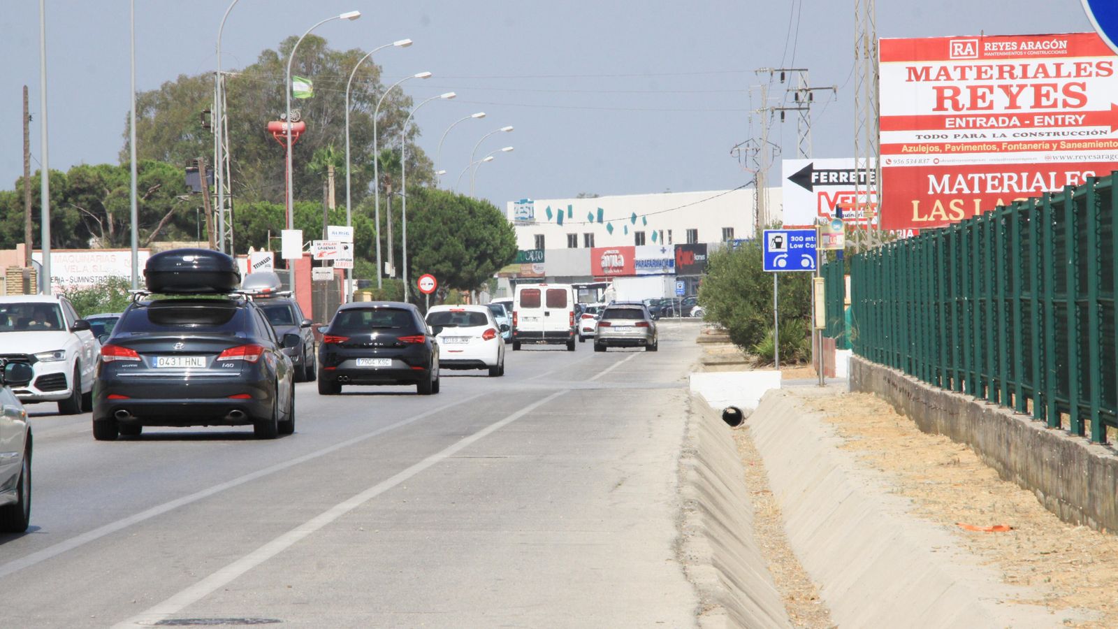 Tramo de la carretera de Las Lagunas a su paso por la Rana Verde, una de las que más tráfico presenta.