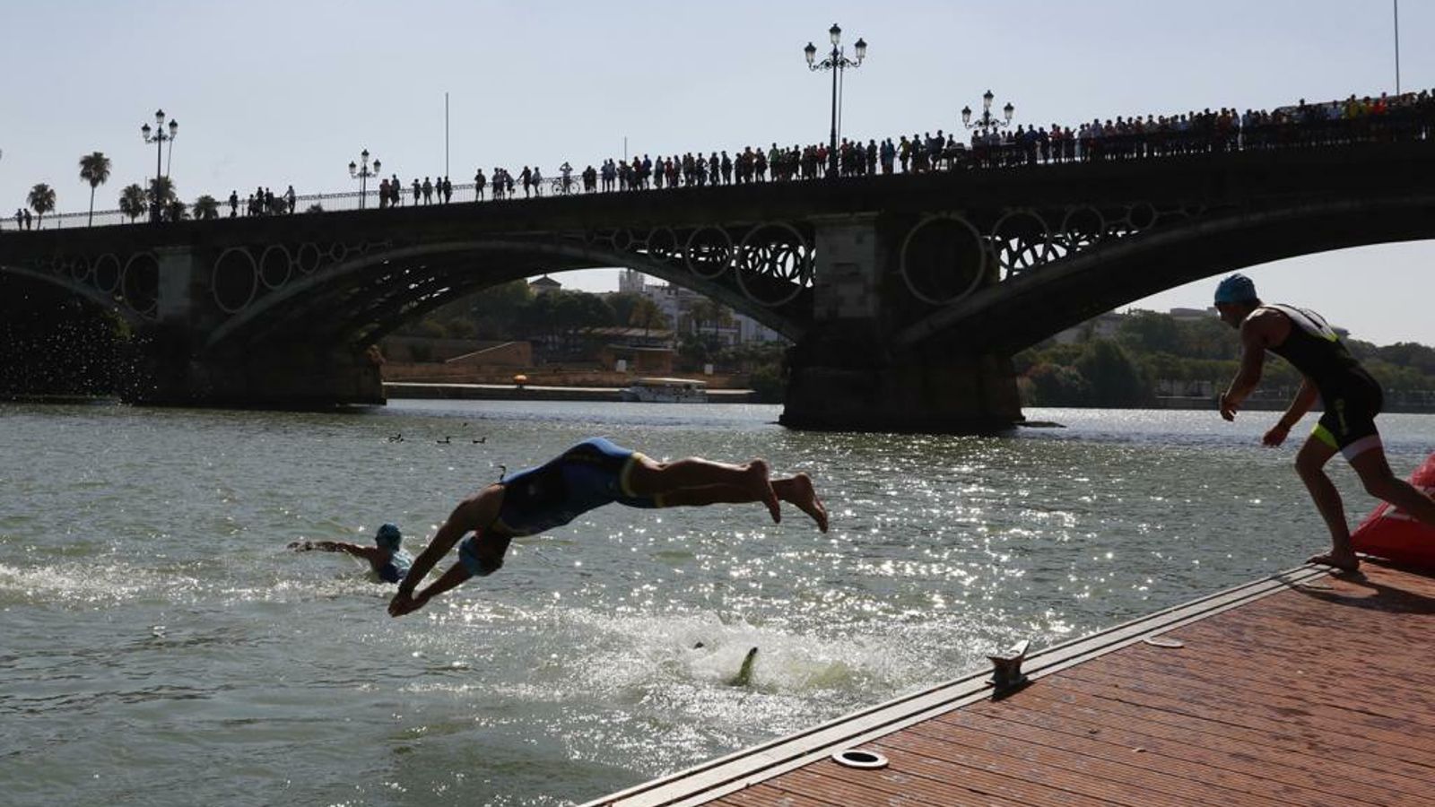 El acuatlón de la Velá de Triana