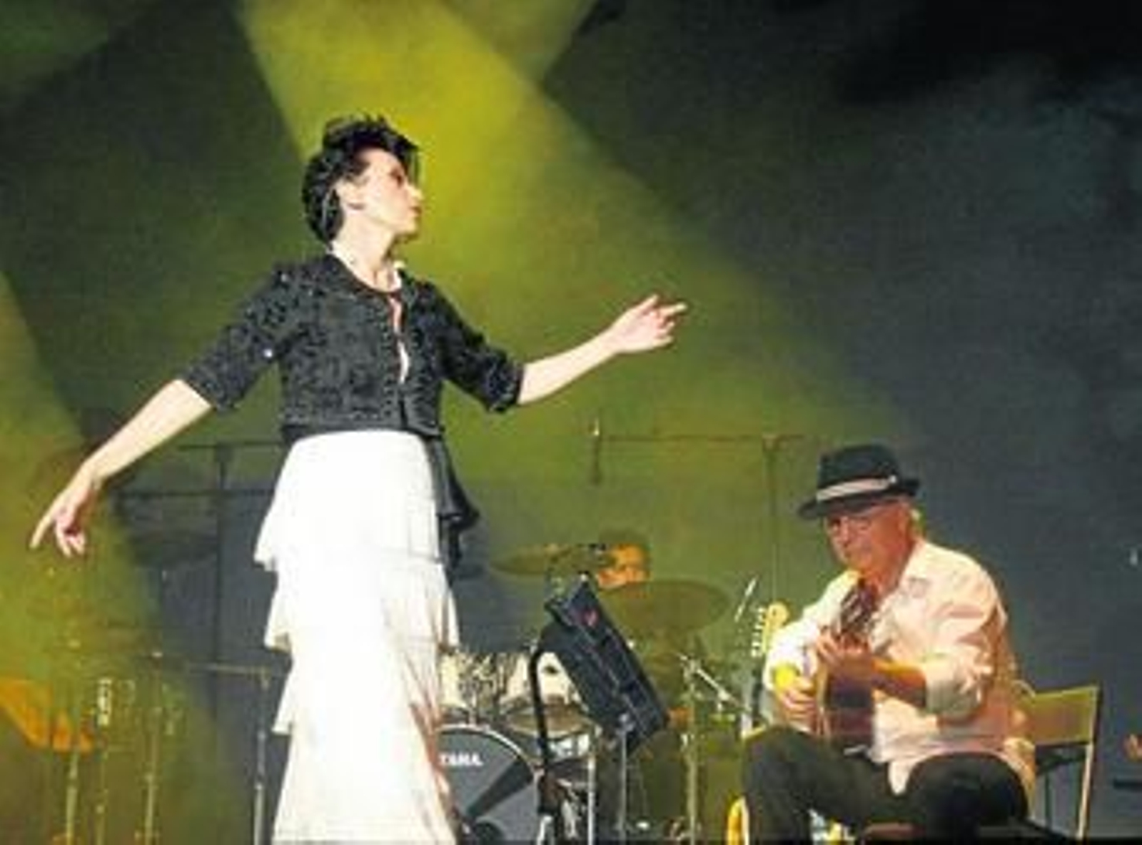 La cantante Luz Casal, que actuará en agosto en el Foro Iberoamericano, en uno de sus conciertos