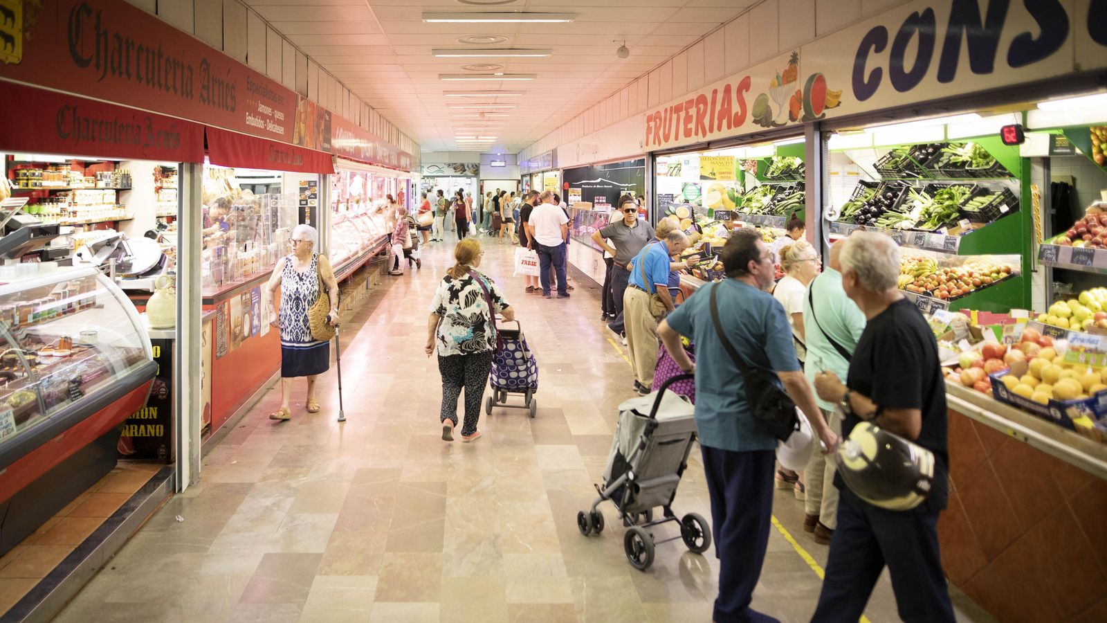 Interior del mercado. Interior del mercado.