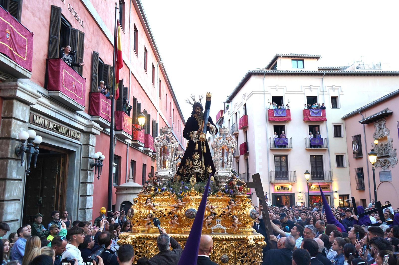 Las mejores fotos del Miércoles Santo en Granada
