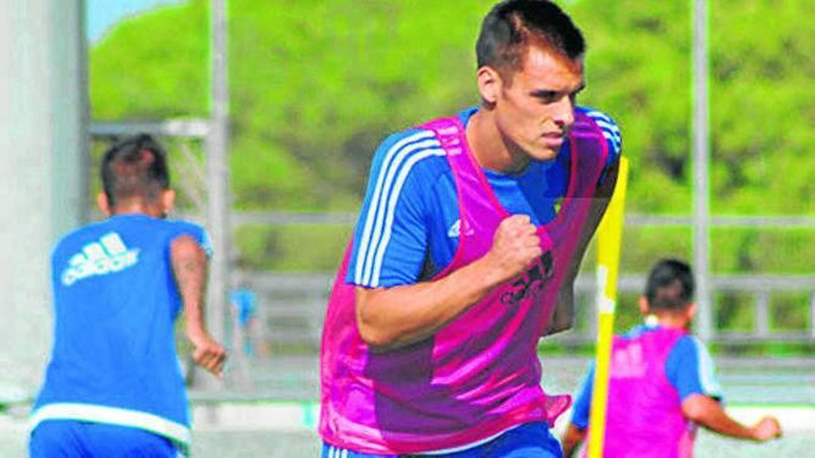Brian, durante un entrenamiento del Cádiz CF.
