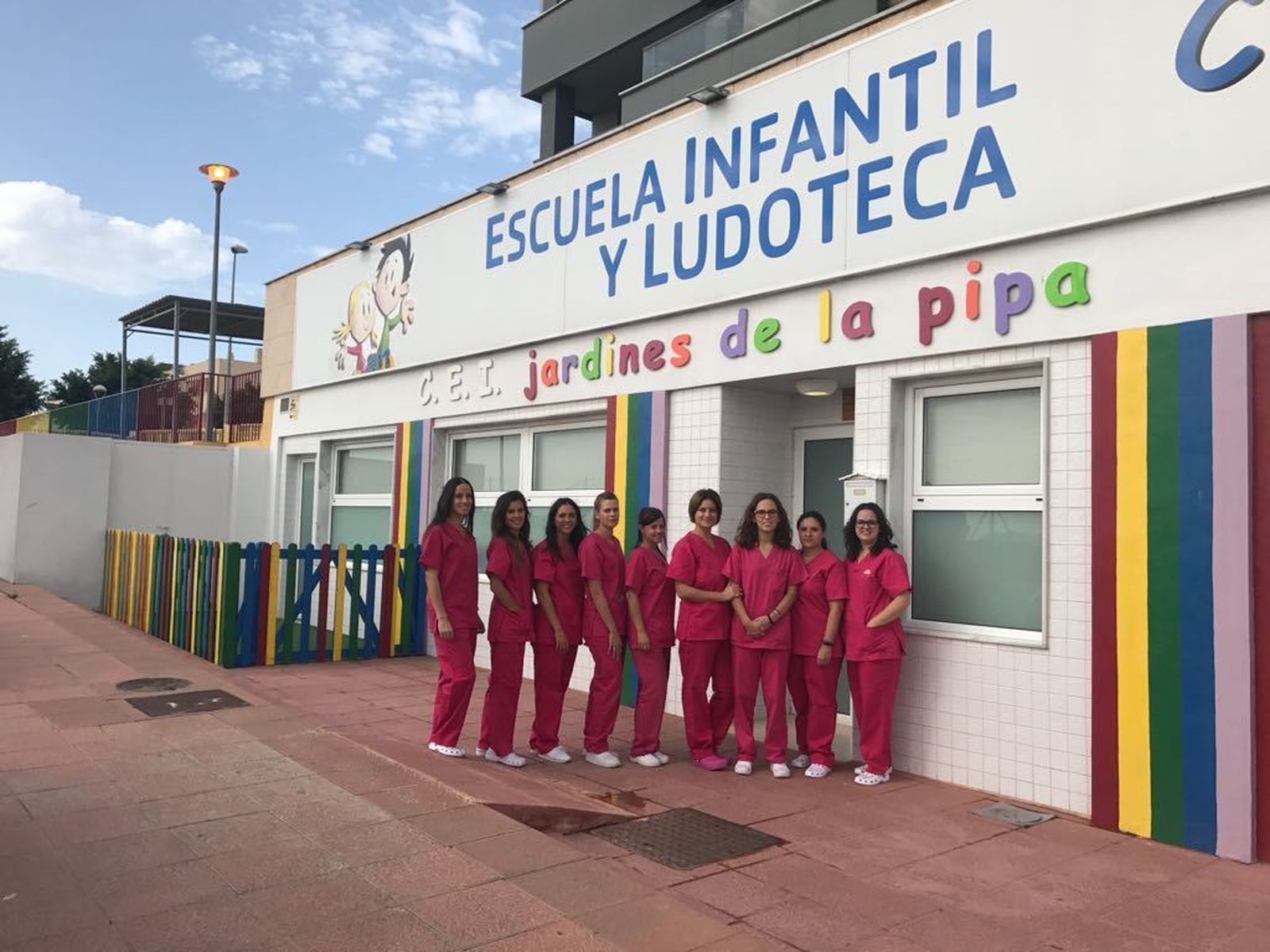 El equipo de profesionales del Centro de Educación Infantil Jardines de la Pipa.