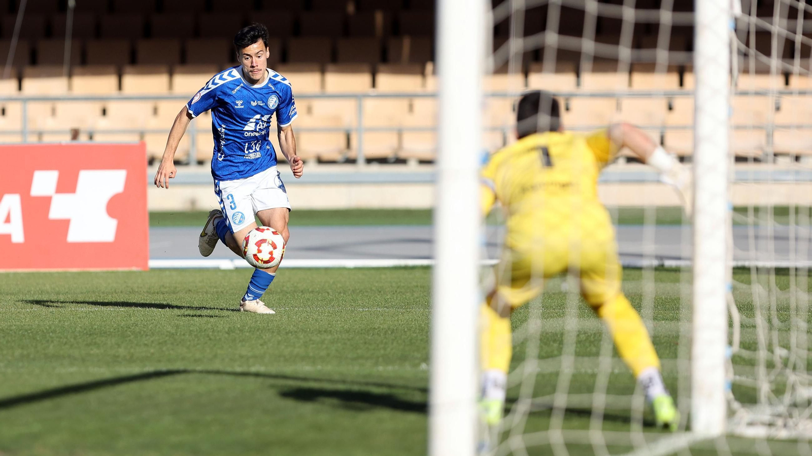 Imágenes del Xerez DFC contra el Don Benito en Chapín