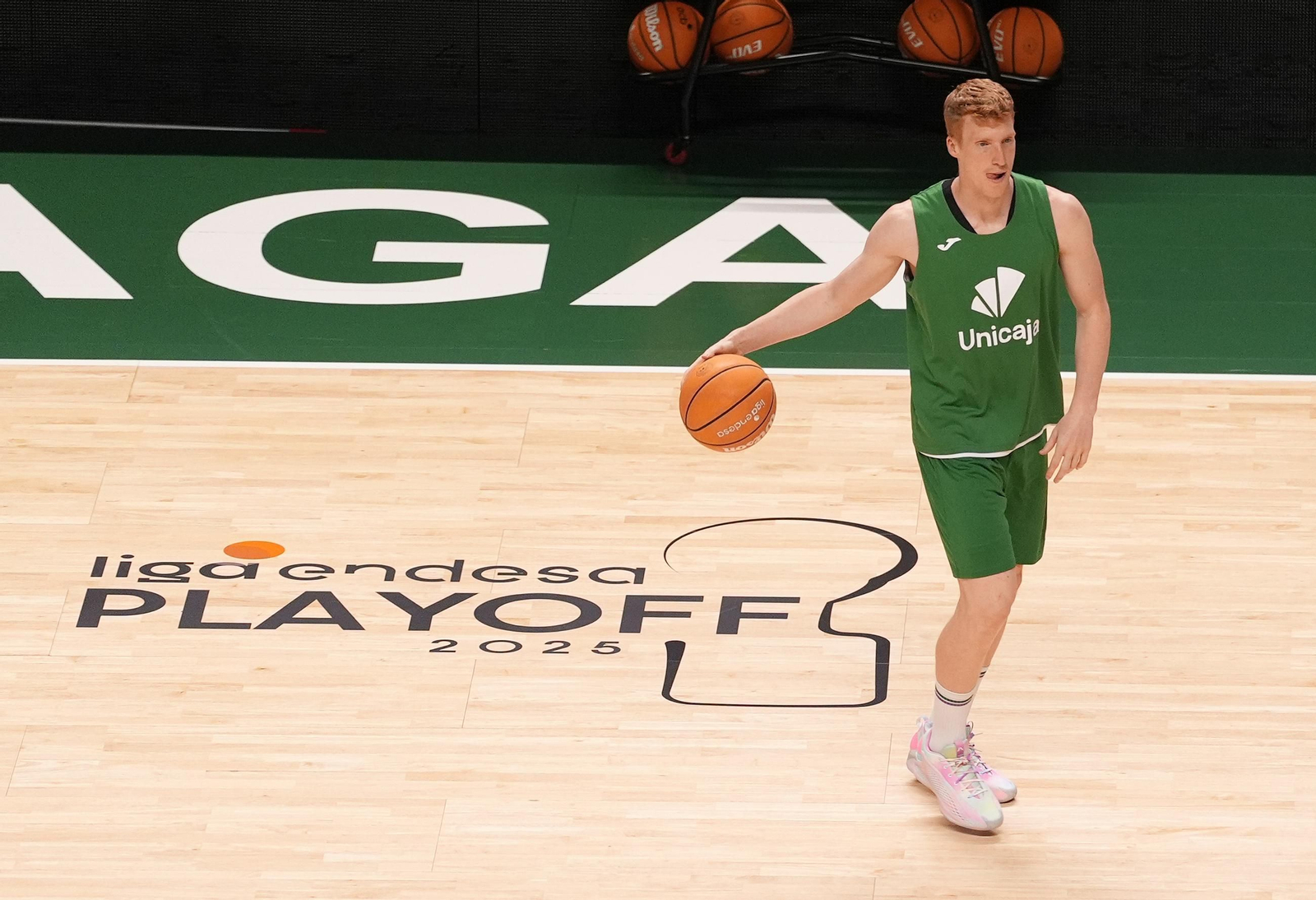 El Unicaja prepara el duelo ante el Barça con 14 jugadores