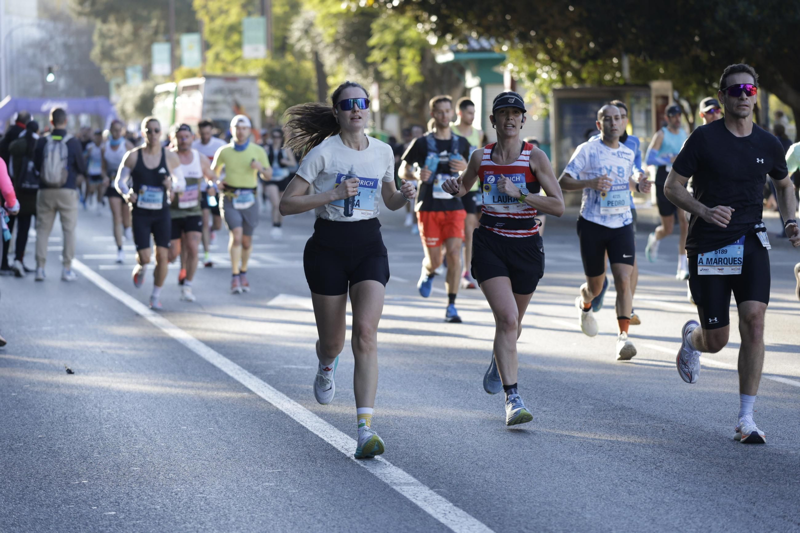 Búscate en el Zurich Maratón de Sevilla 2025