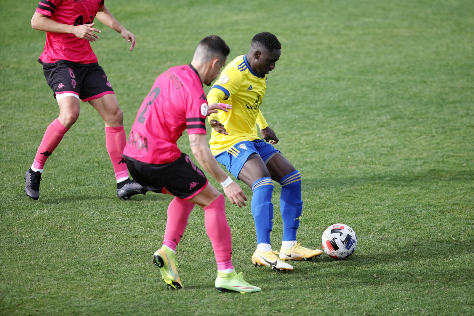 Cádiz B - San Fernando: Las imágenes del partido