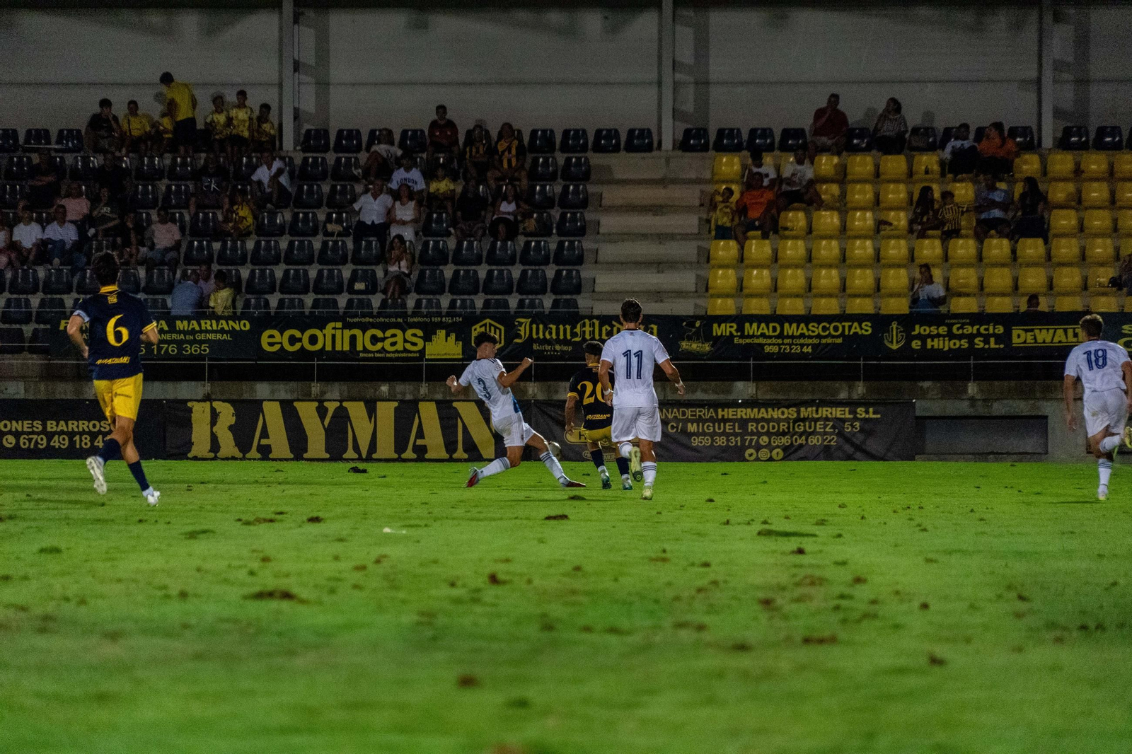 Imágenes del partido AD Merida - Recreativo de Huelva del Trofeo de la Bella