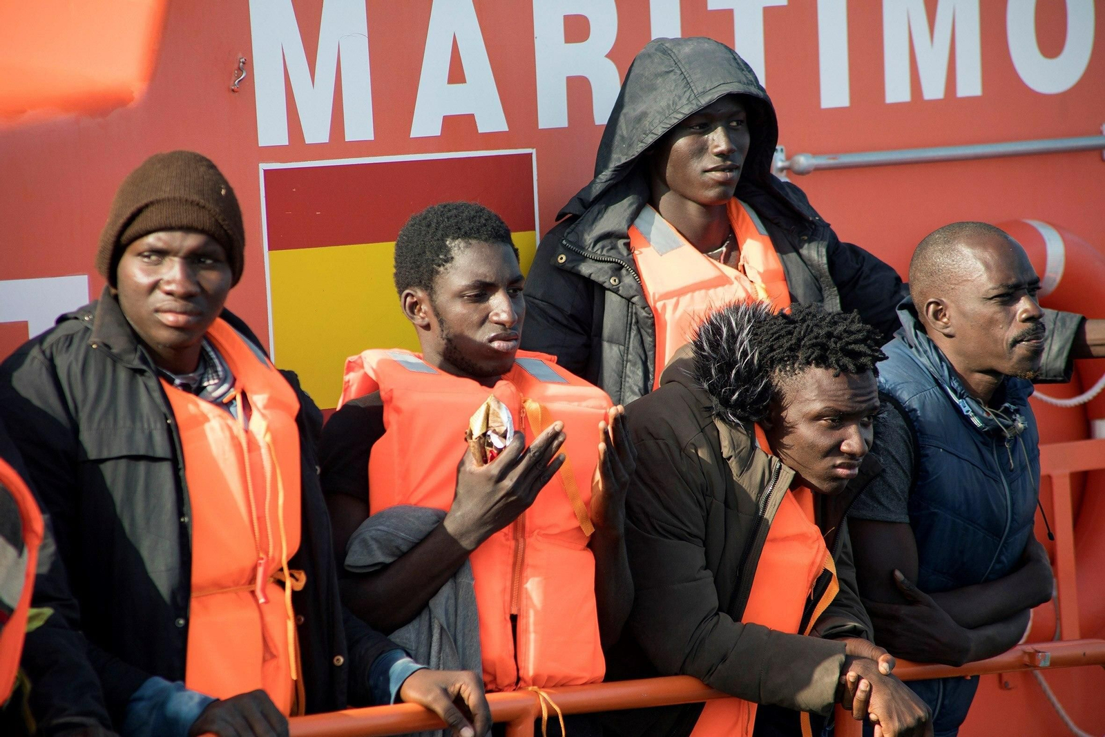 Inmigrantes que llegaron ayer a Motril