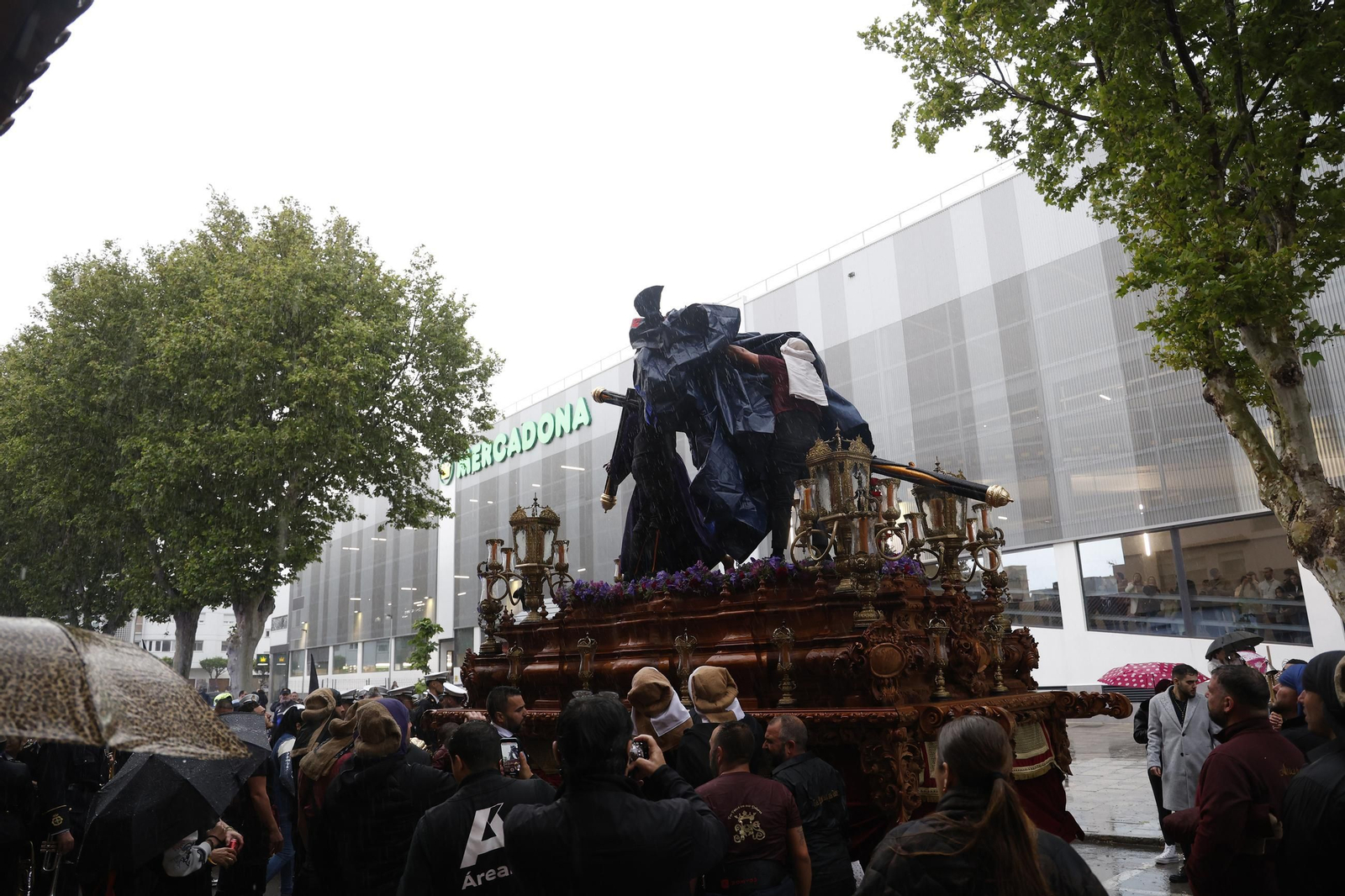 Fotos del Martes Santo en La Línea: Penas y Dolores