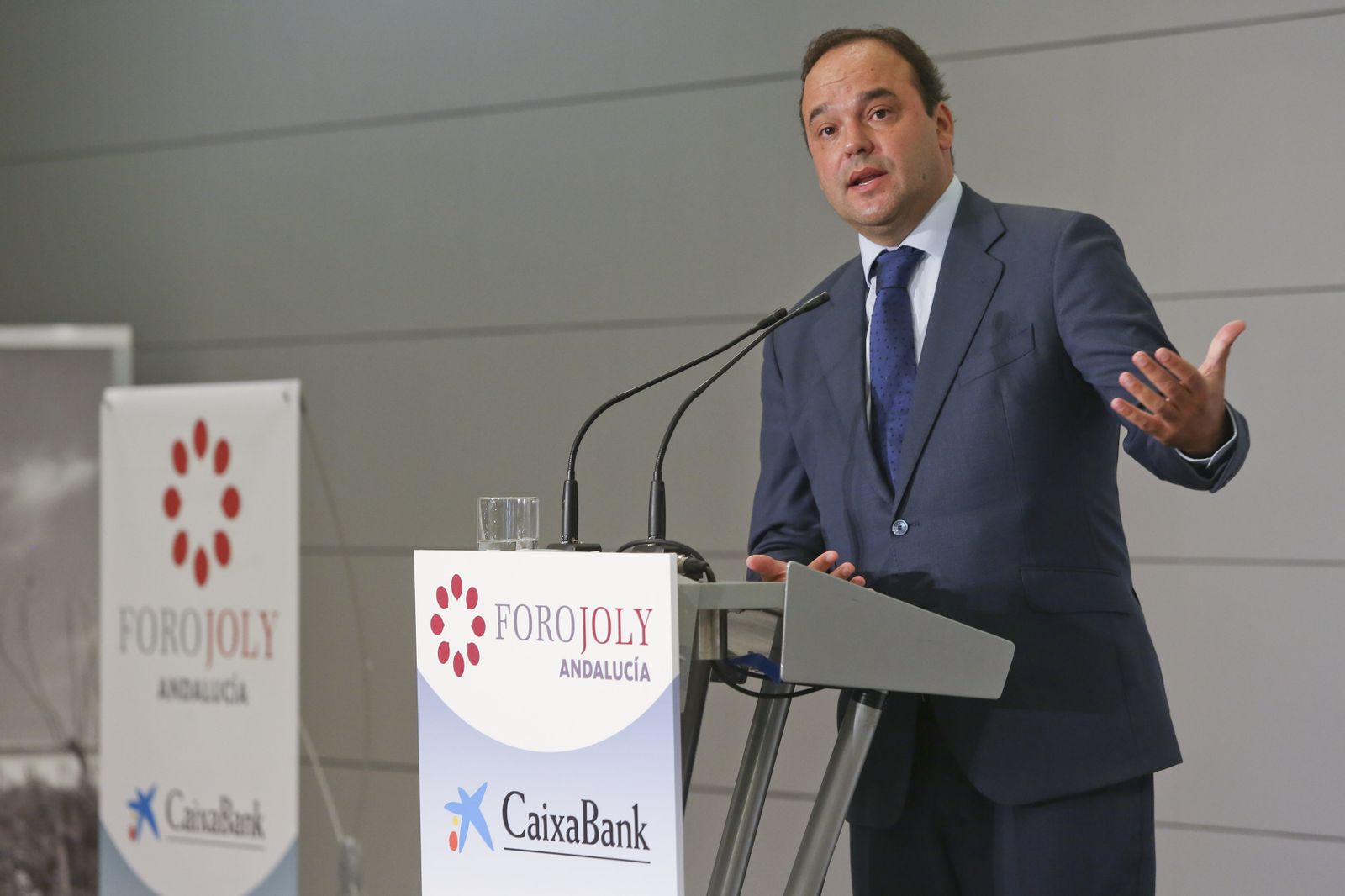 Fotos del Foro Joly con el economista José Carlos Díez