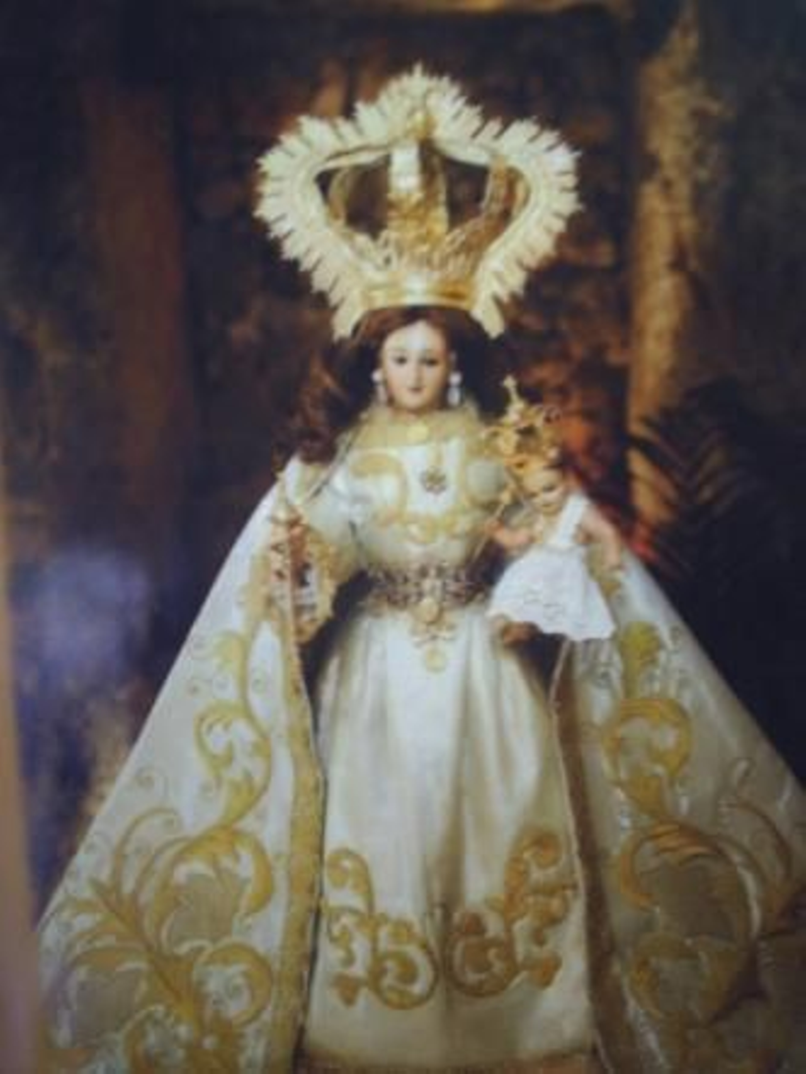 Roban la corona de la Virgen de la Peña, en su ermita de Mijas