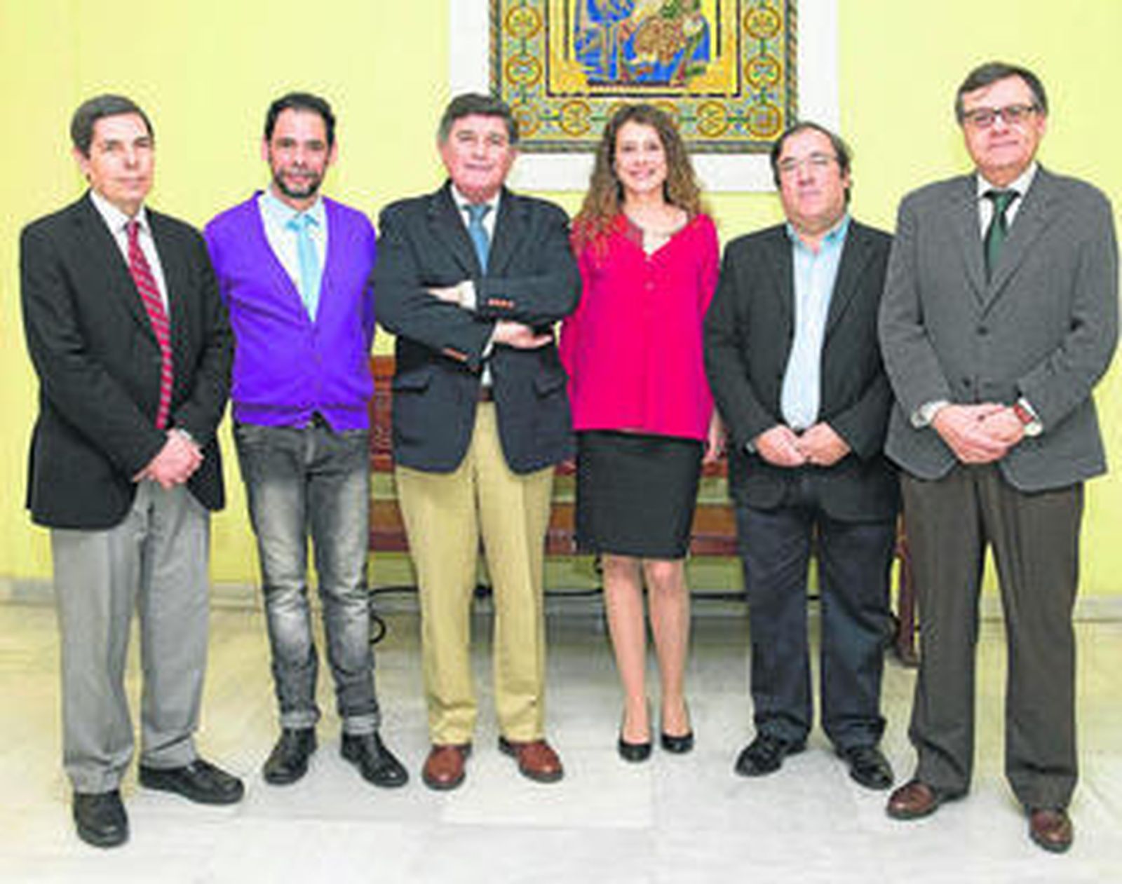 Participantes en el debate celebrado en el Colegio de Farmacéuticos de Sevilla.