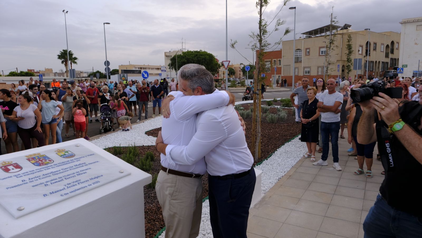Imágenes de la inauguración del puente que une Huércal de Almería y Viator