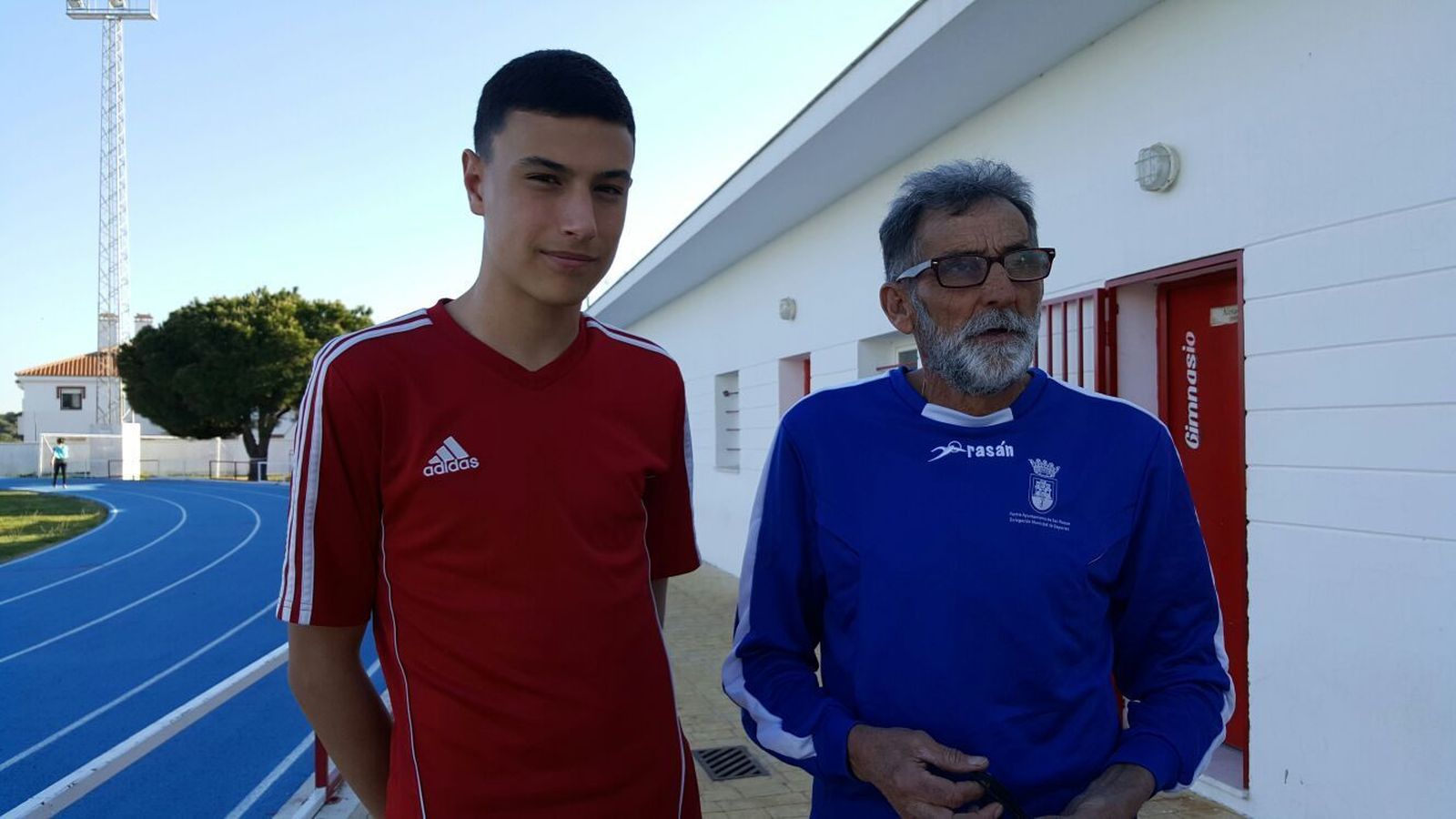 Jaime y Manolo Mesa, ayer en el campo sanroqueño.