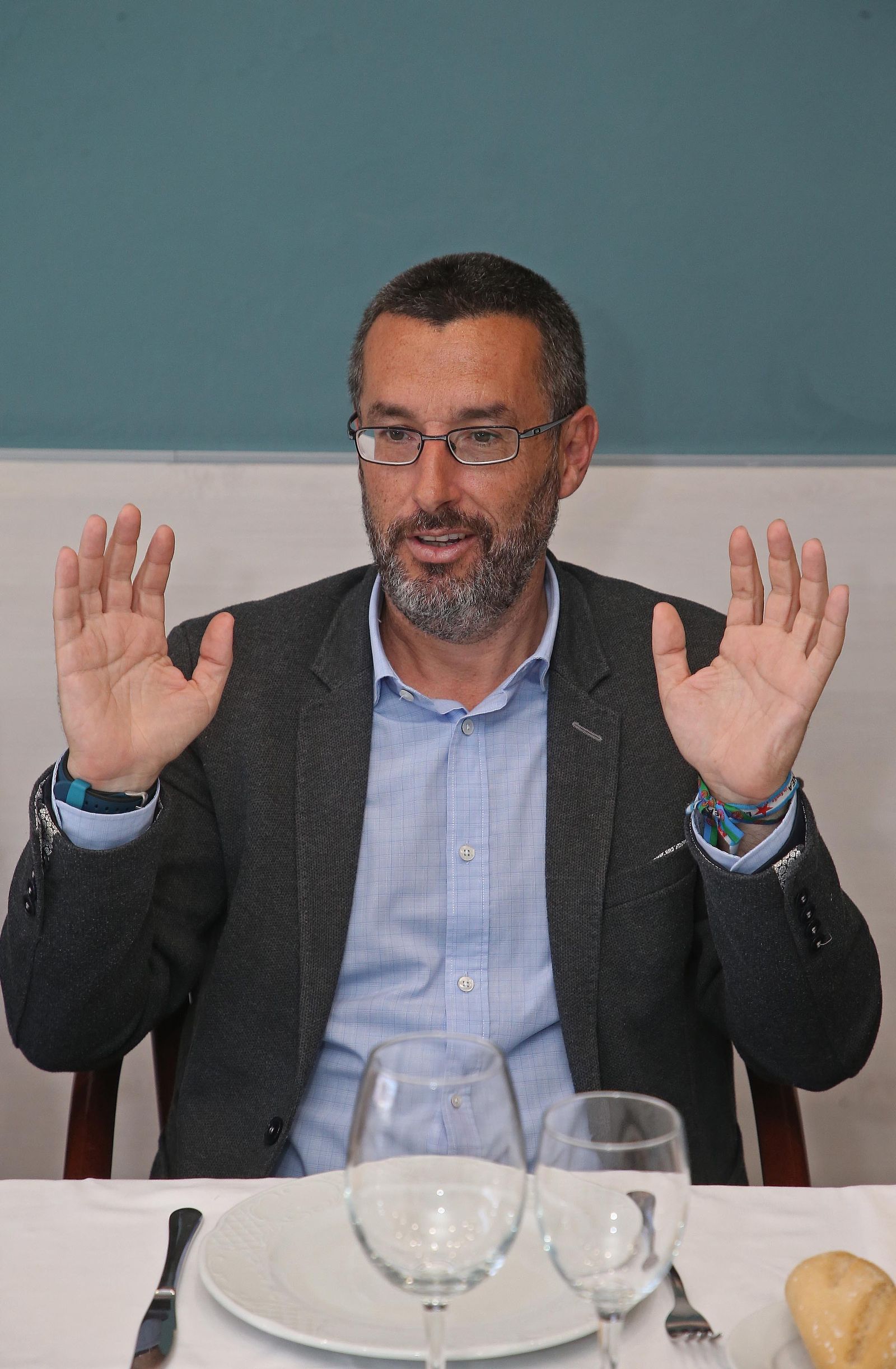 Fotos de la tertulia cofrade de Europa Sur en La Línea 2023