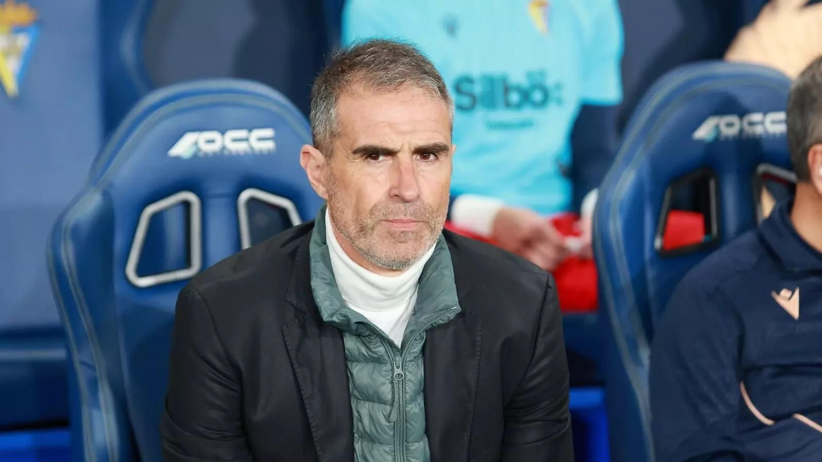 Gaizka Garitano, entrenador del conjunto amarillo.