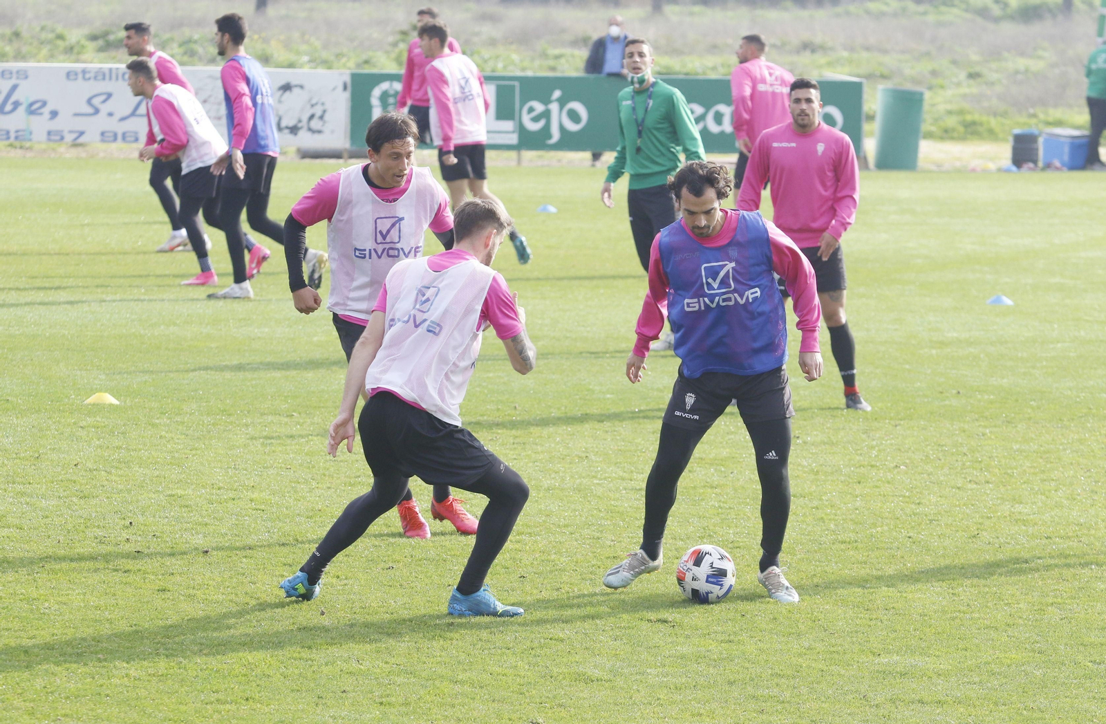 Fotografías: El Córdoba CF ya trabaja con los tres fichajes invernales en el grupo