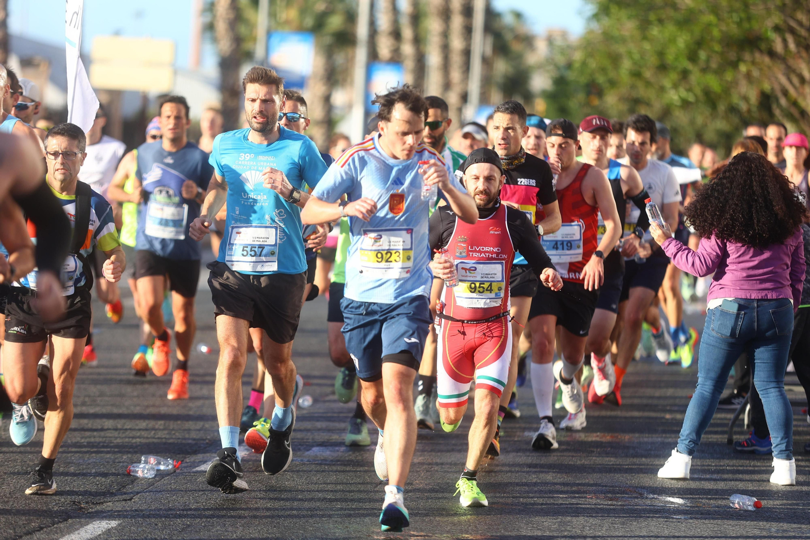 Las mejores fotos de la Media Maratón de Málaga 2024 Las mejores fotos de la Media Maratón de Málaga 2024