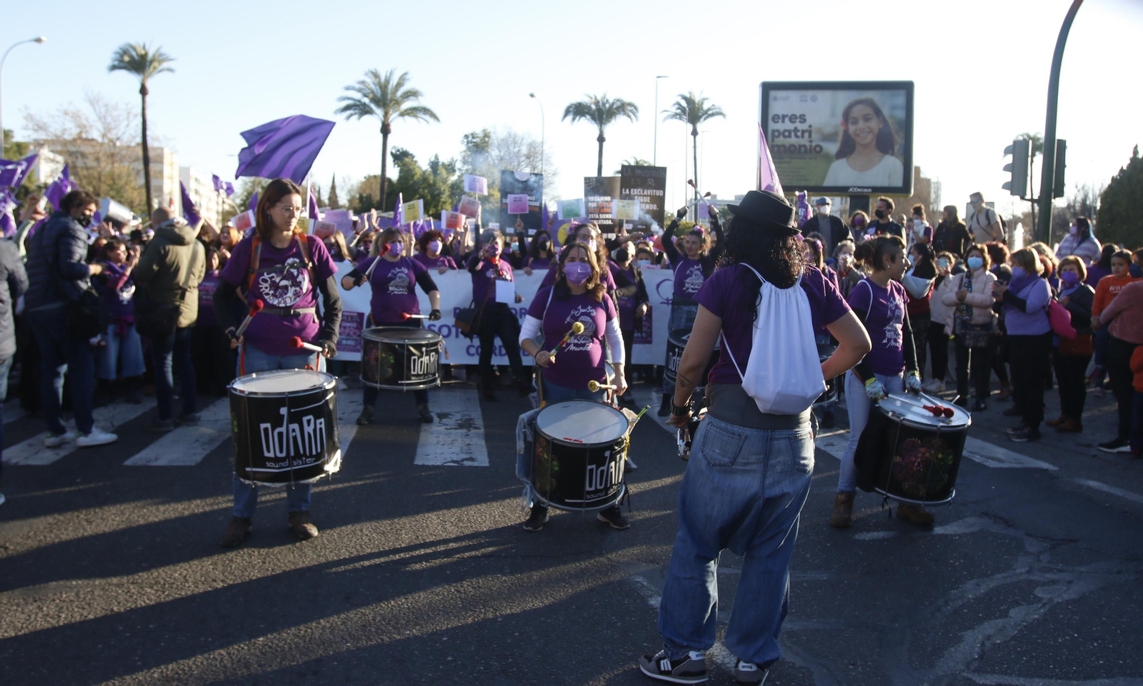 La manifestación del 8M en Córdoba, en fotografías