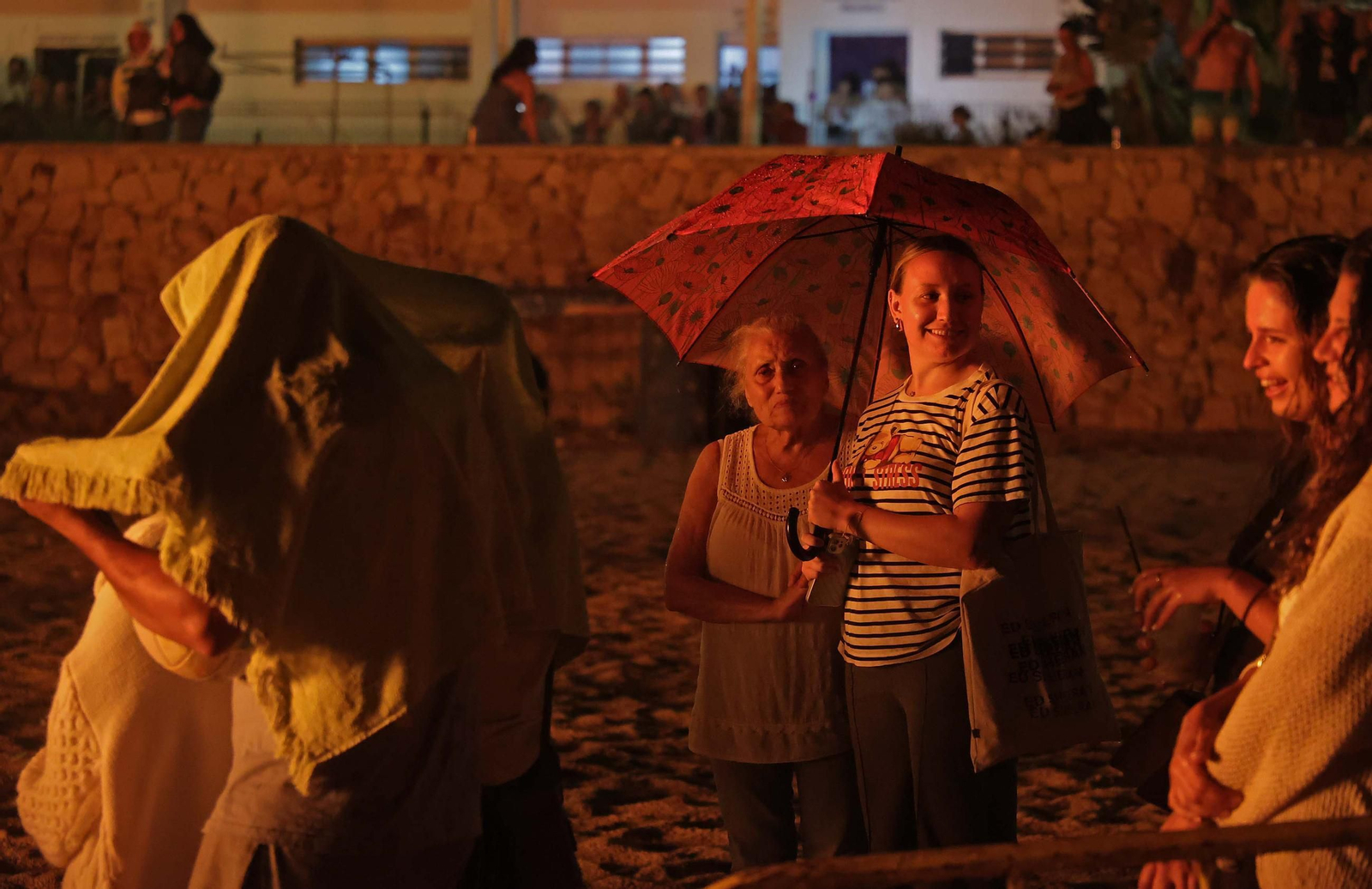 Fotos de la noche de San Juan en la playa de Getares de Algeciras