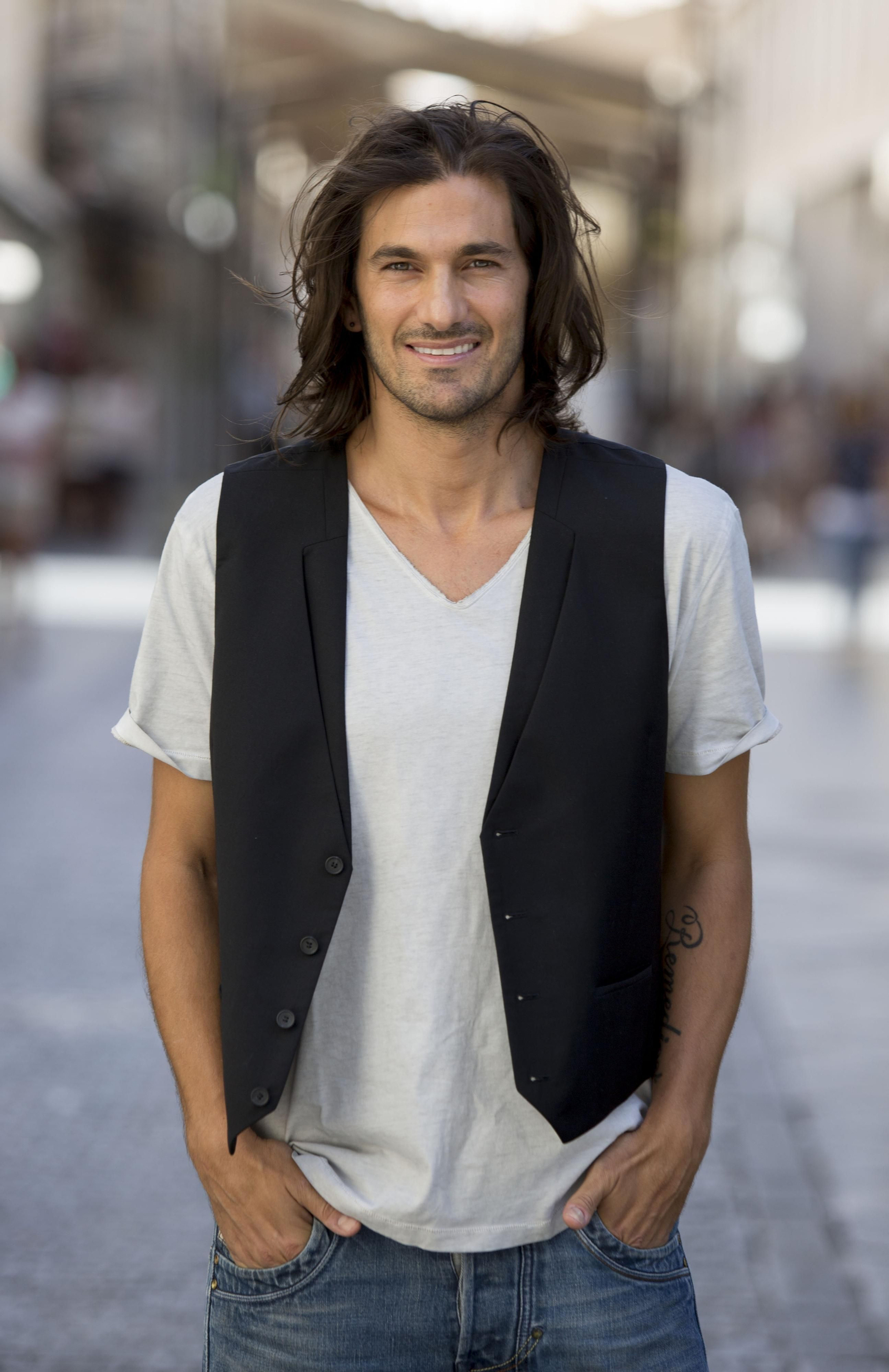 El cantante Hugo Salazar.