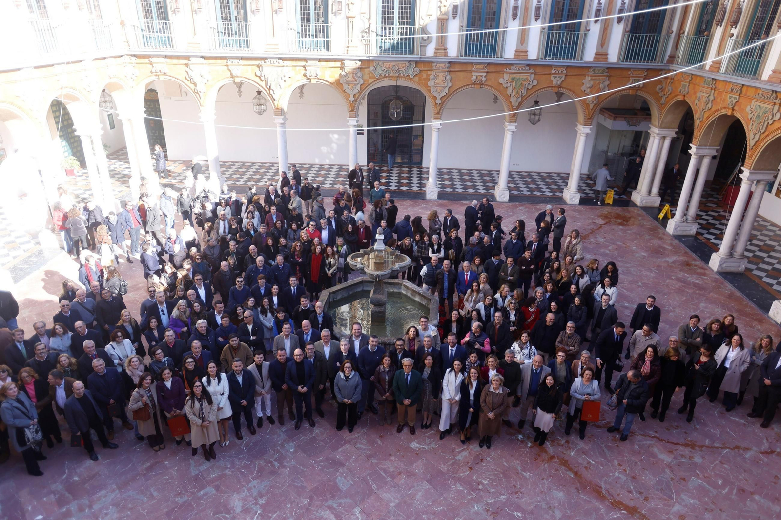 Una vida de servicio público: la Diputación de Córdoba homenajea a sus empleados