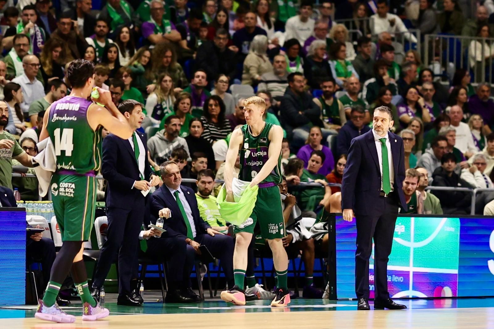 El Unicaja-Covirán Granada, en fotos