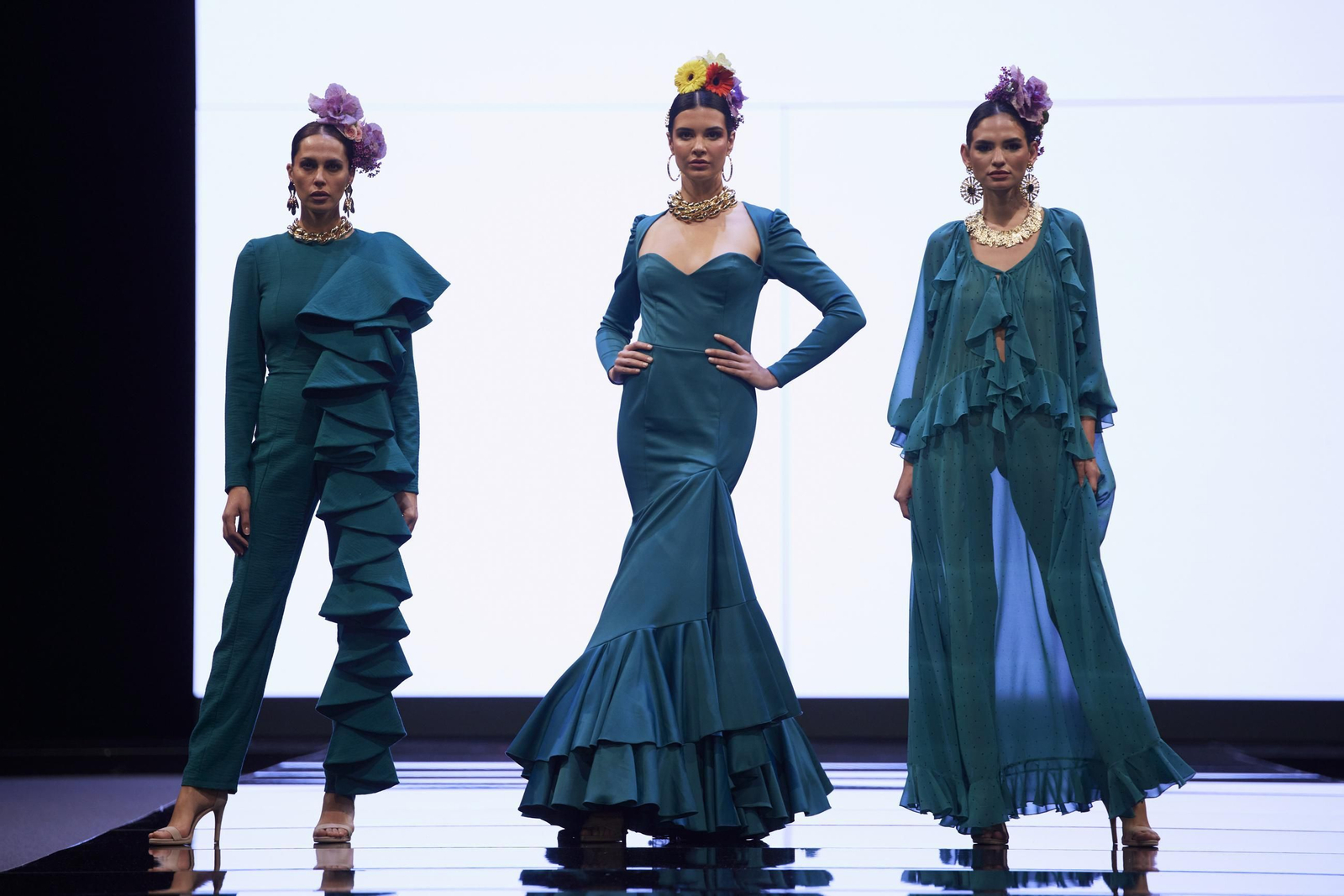 El desfile de Raquel Bollo en SIMOF 2025, todas la fotos