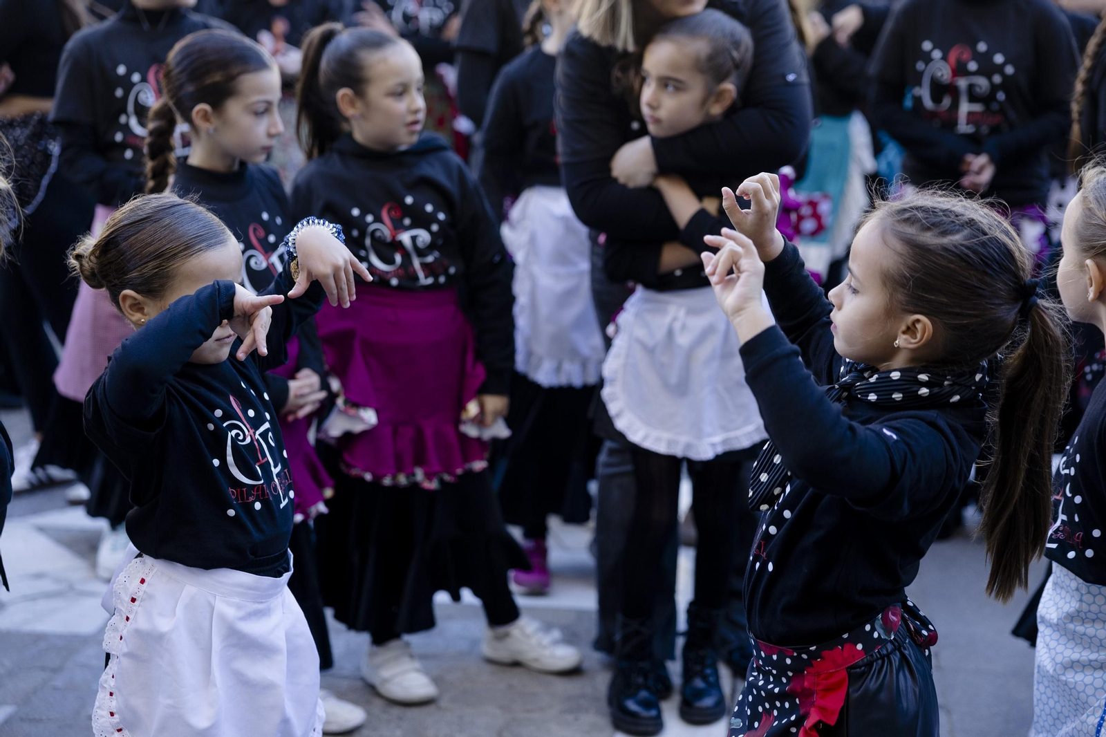 Búscate en las imágenes del flashmob del Día del Flamenco