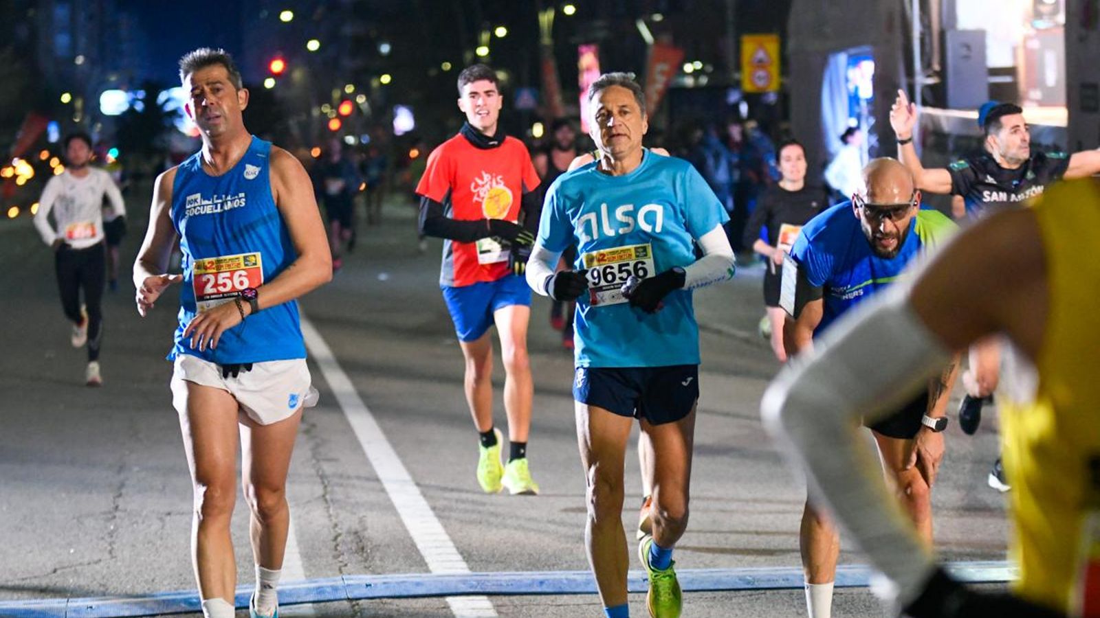 En imágenes: búscate en tu llegada a meta de la Carrera de San Antón 2025 (2)