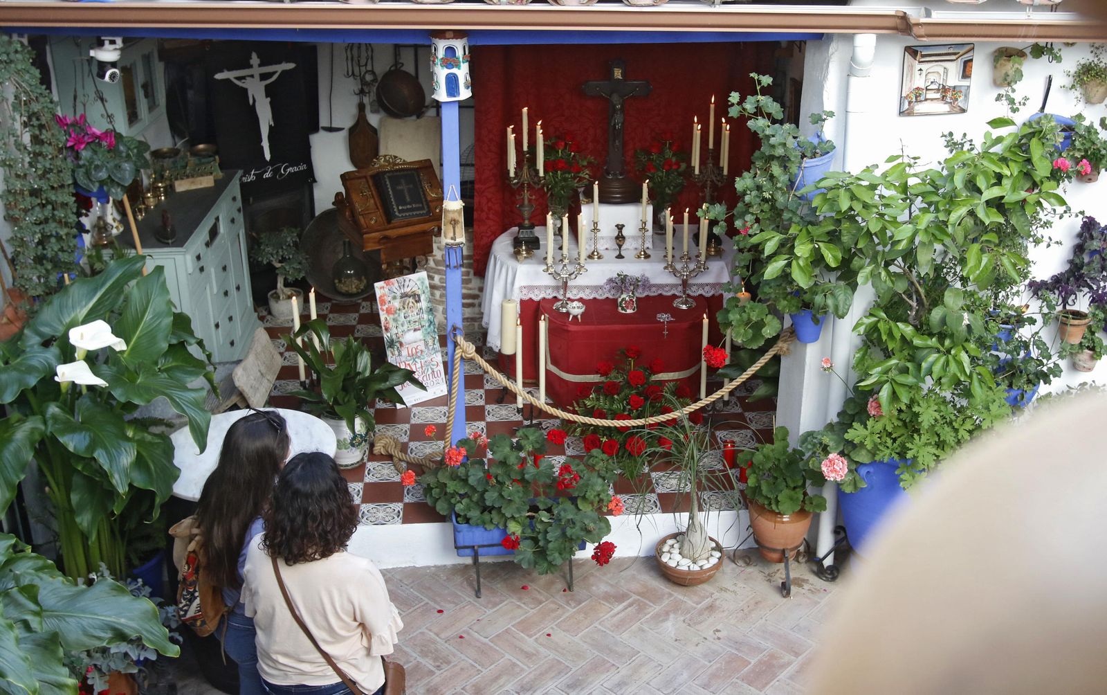 Patio de Guzmanas, 7.