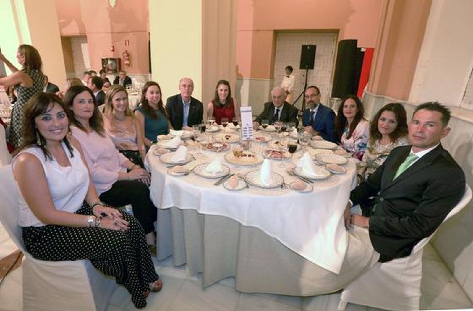 Inés Contador Barco, María Teixeira Martín, Macarena Sánchez Sánchez, Manuela Romero Landa, Antonio Toledo Sánchez, Leire Serrano Nieves, Diego Velo, Daniel Velo Prieto, Vanesa Coronado, Alicia Gómez Domínguez y Miguel Gómez Márquez.

Foto: Alberto Dominguez / Josue Correa / Canterla