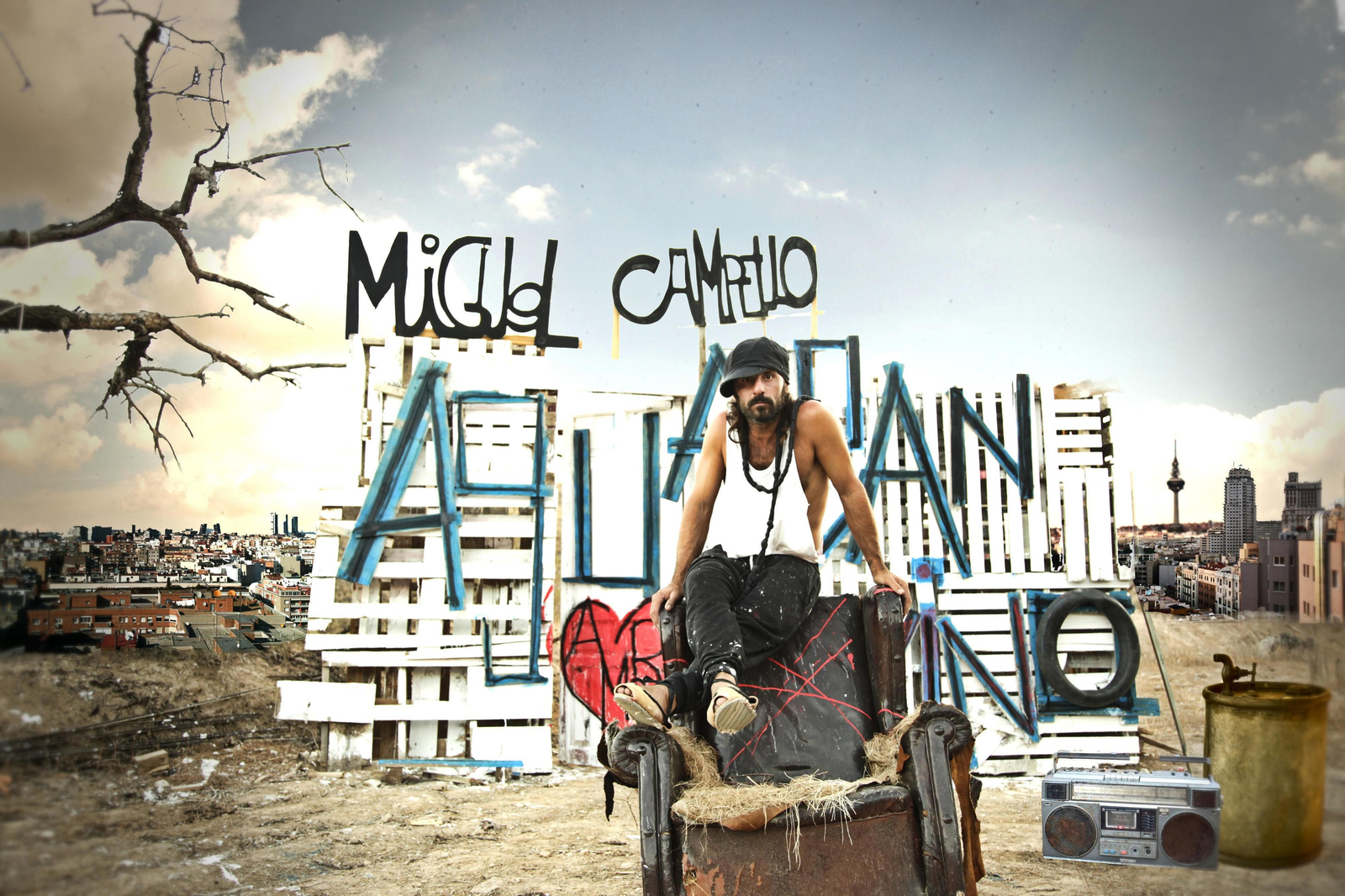 Miguel Campello, en una imagen promocional de su último trabajado 'Agua, pan, amor y vino'.